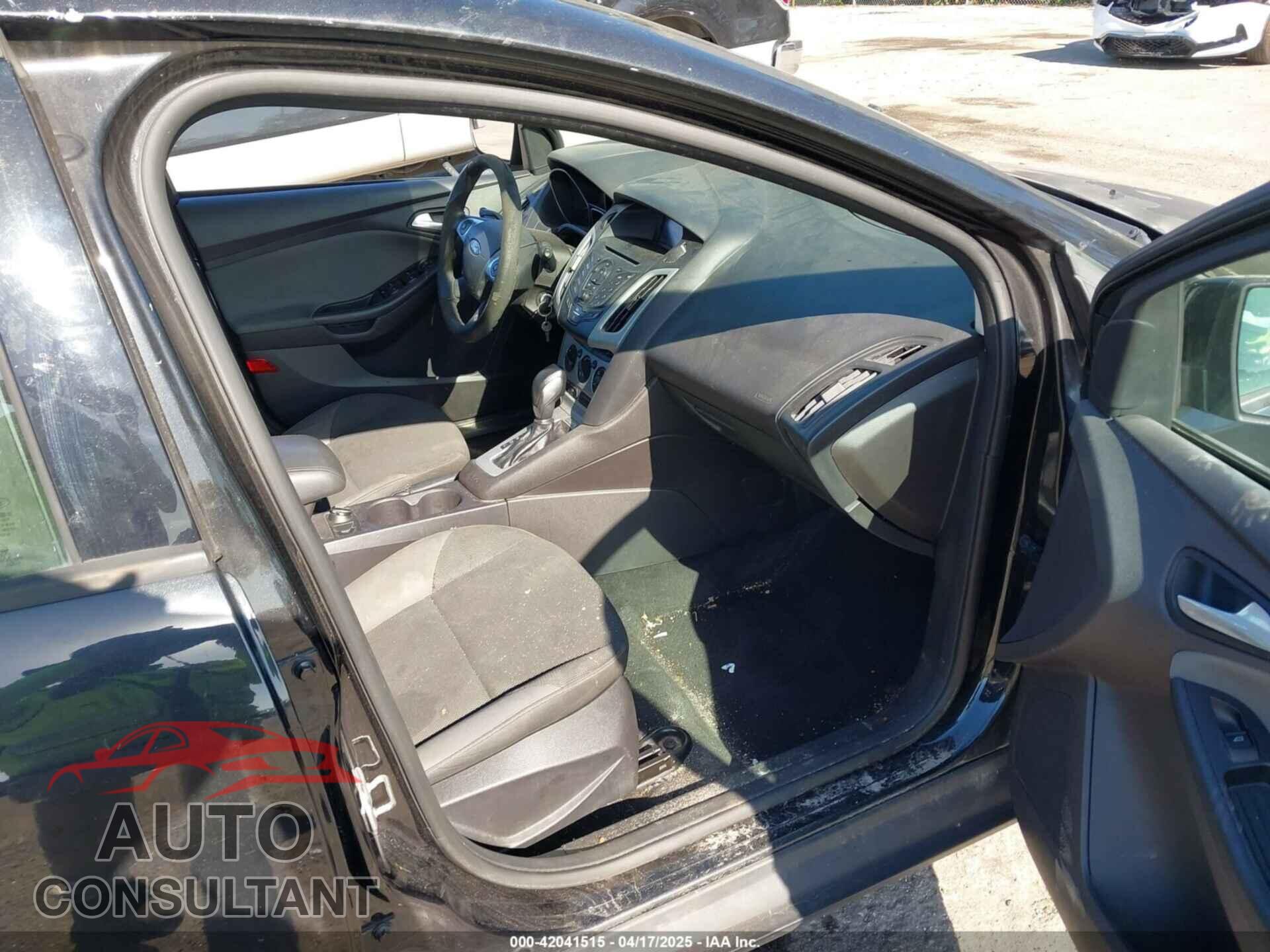 FORD FOCUS 2014 - 1FADP3K25EL161324