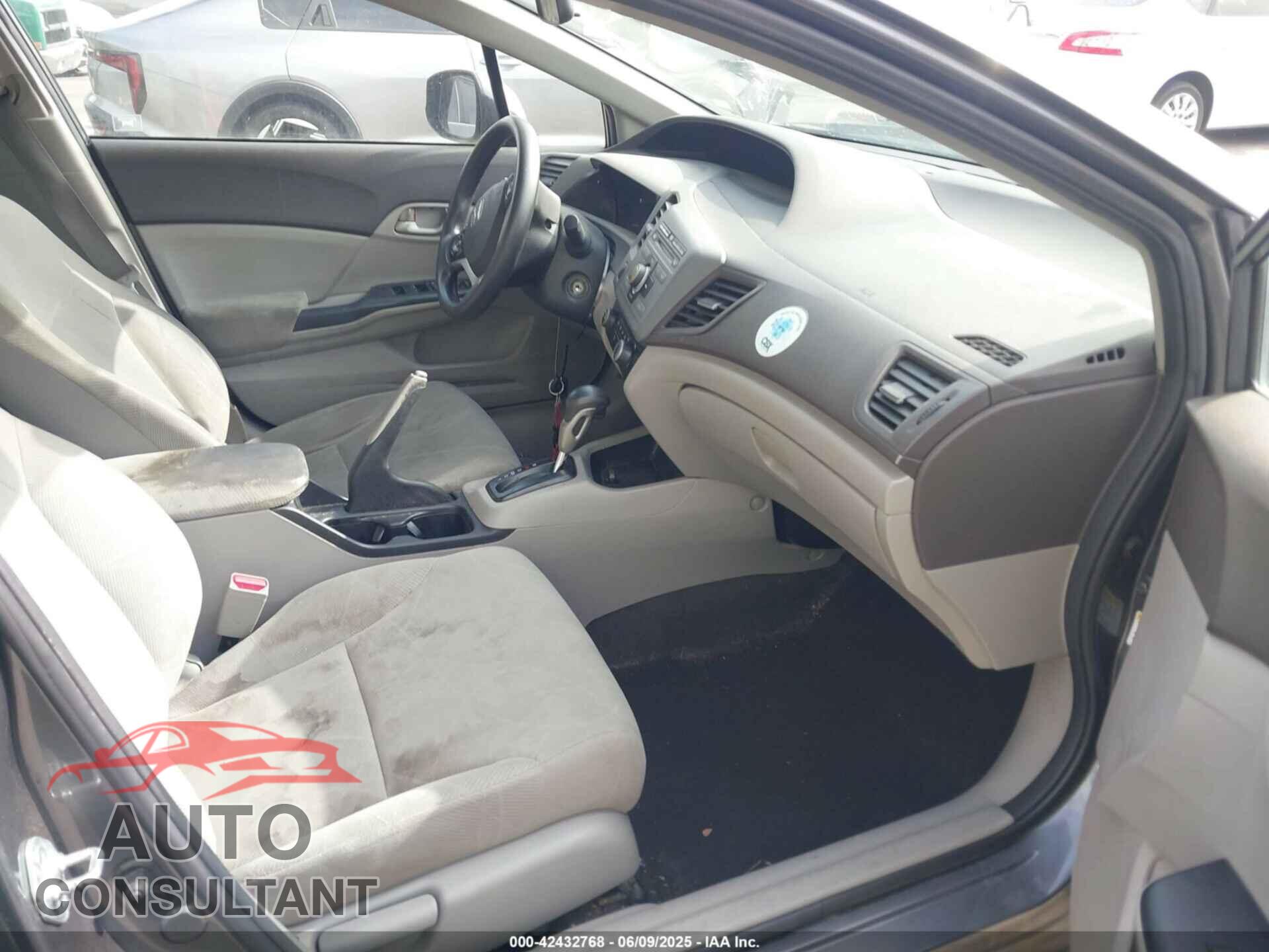 HONDA CIVIC 2012 - 19XFB2F53CE307192