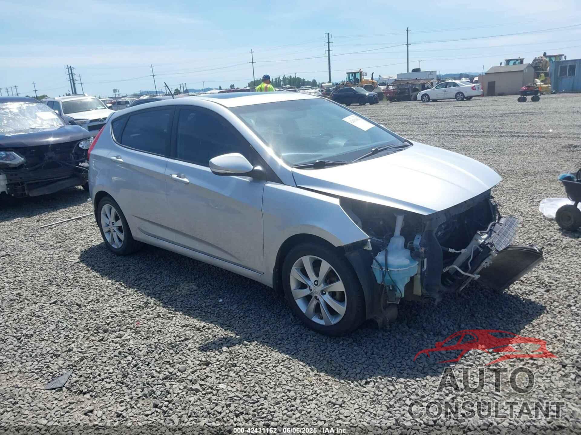 HYUNDAI ACCENT 2013 - KMHCU5AE7DU081162