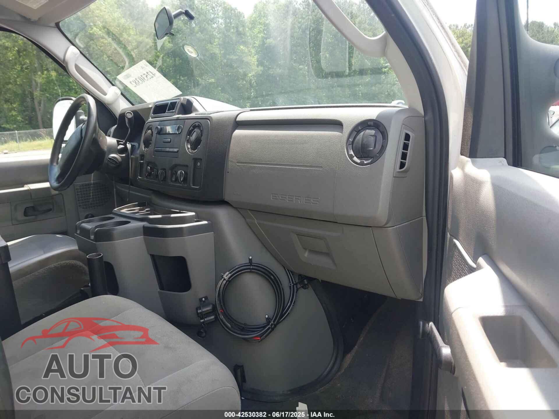 FORD E-150 2014 - 1FTNE1EW4EDB15338
