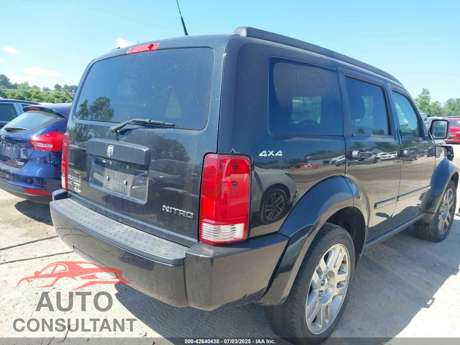 DODGE NITRO 2011 - 1D4PU4GX2BW506302