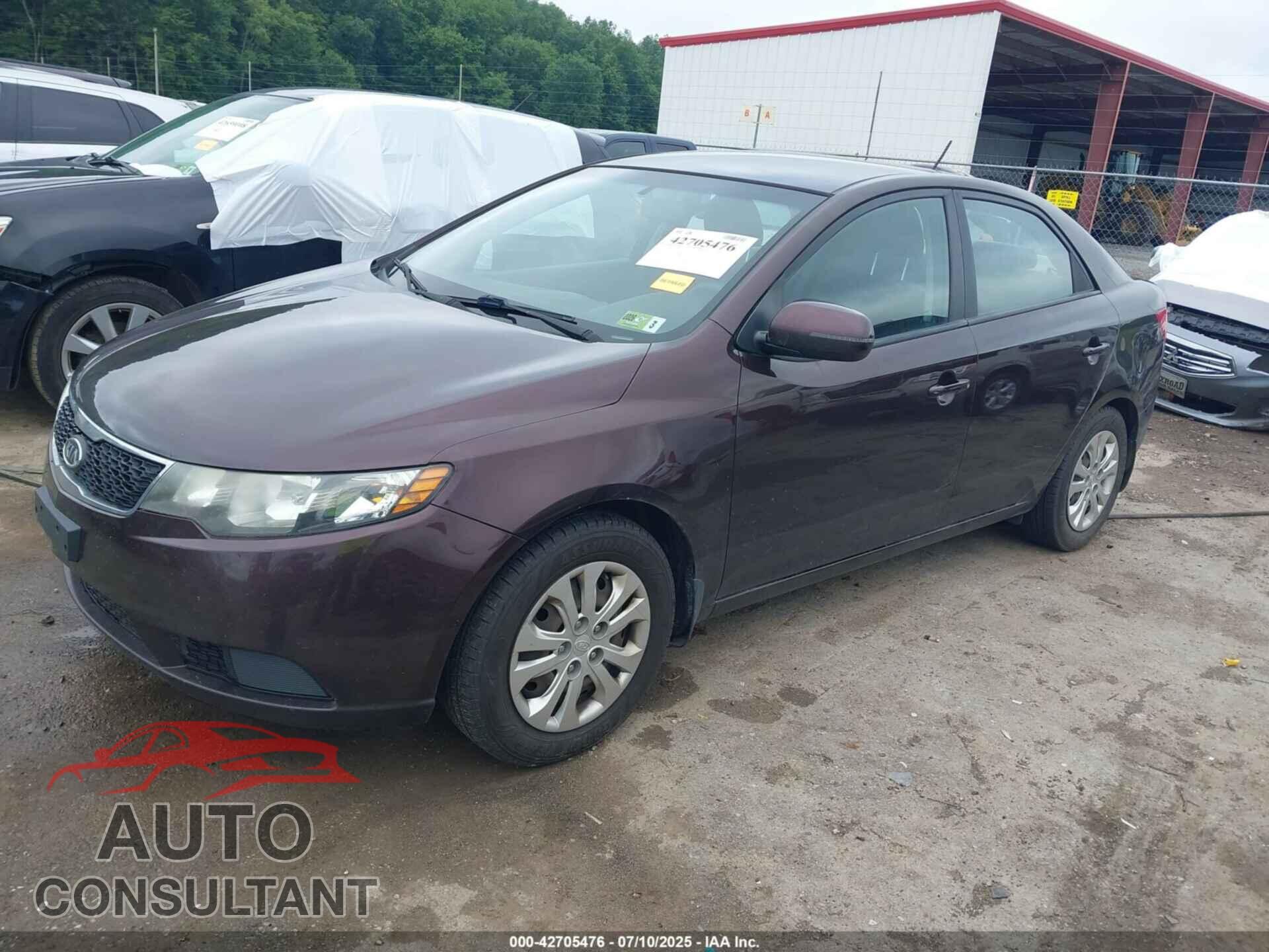 KIA FORTE 2011 - KNAFU4A23B5366530