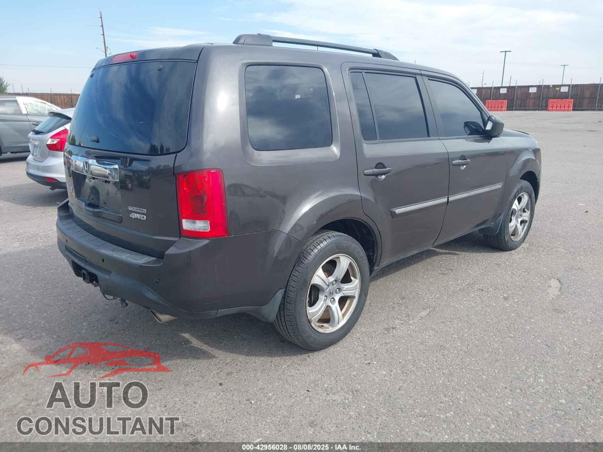 HONDA PILOT 2013 - 5FNYF4H94DB068367