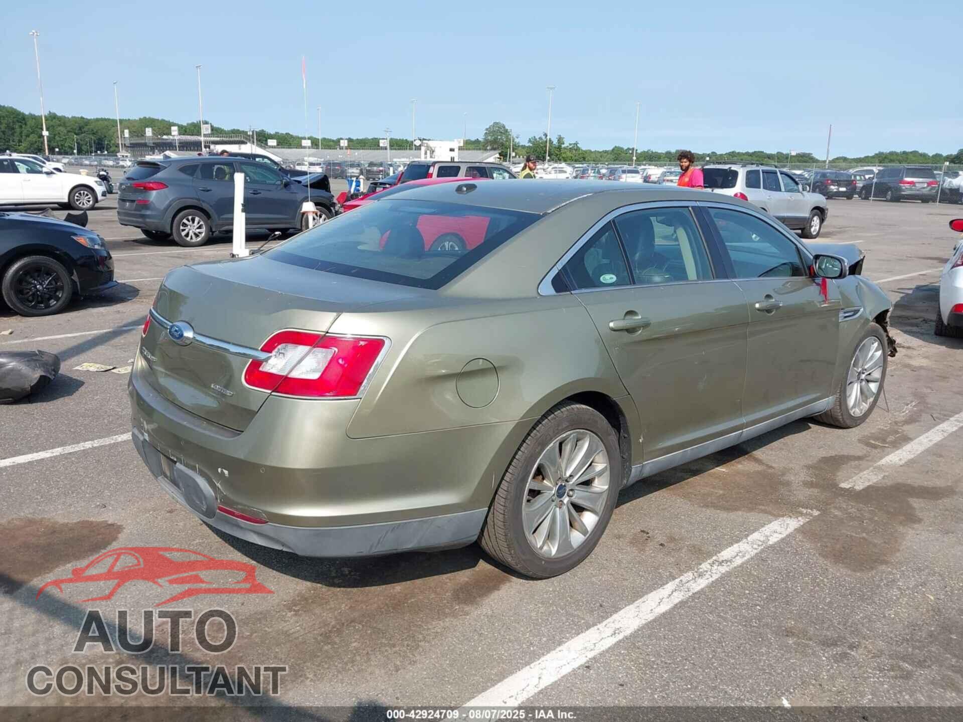FORD TAURUS 2012 - 1FAHP2FW0CG104236
