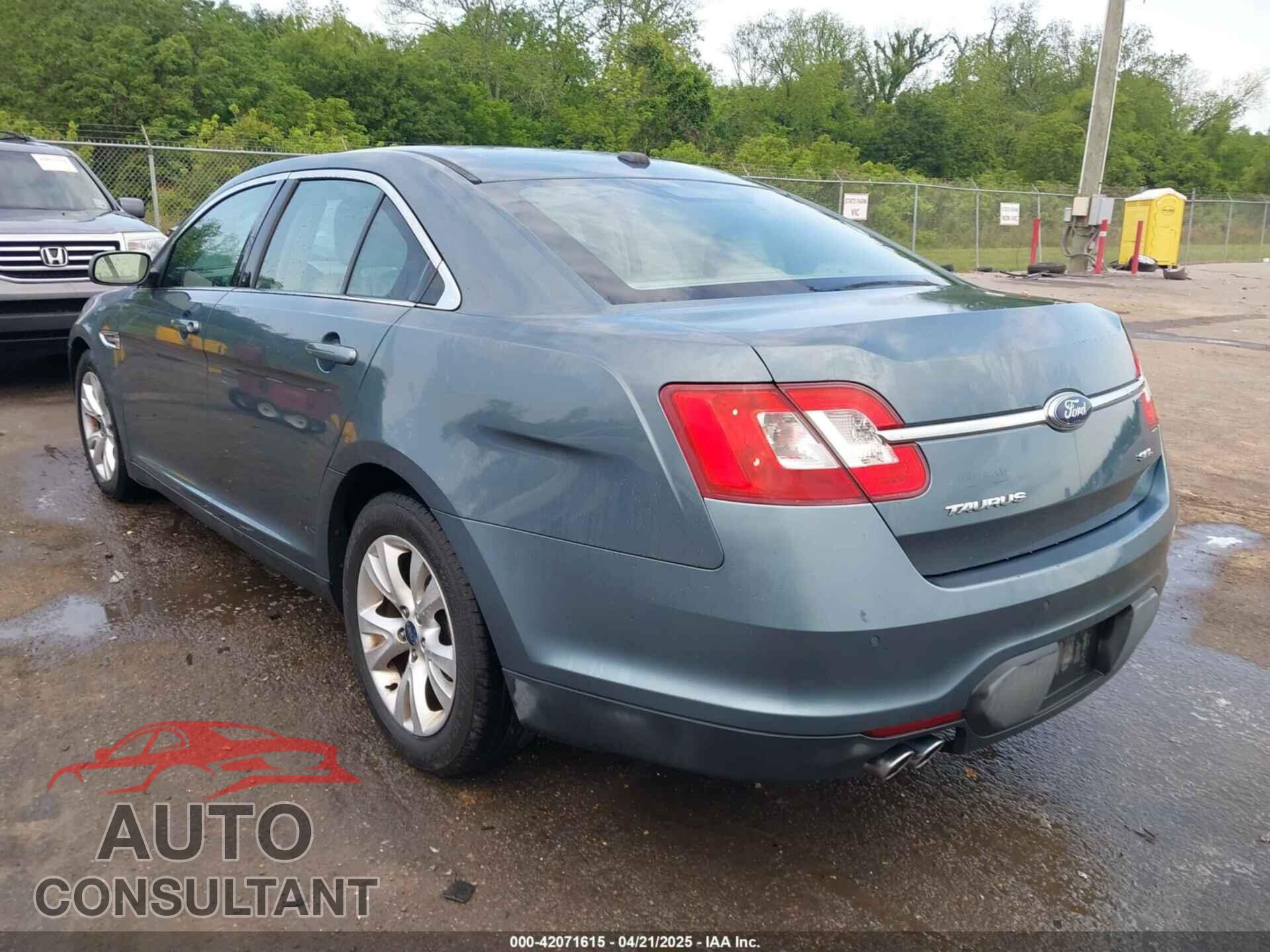 FORD TAURUS 2010 - 1FAHP2EW3AG106982