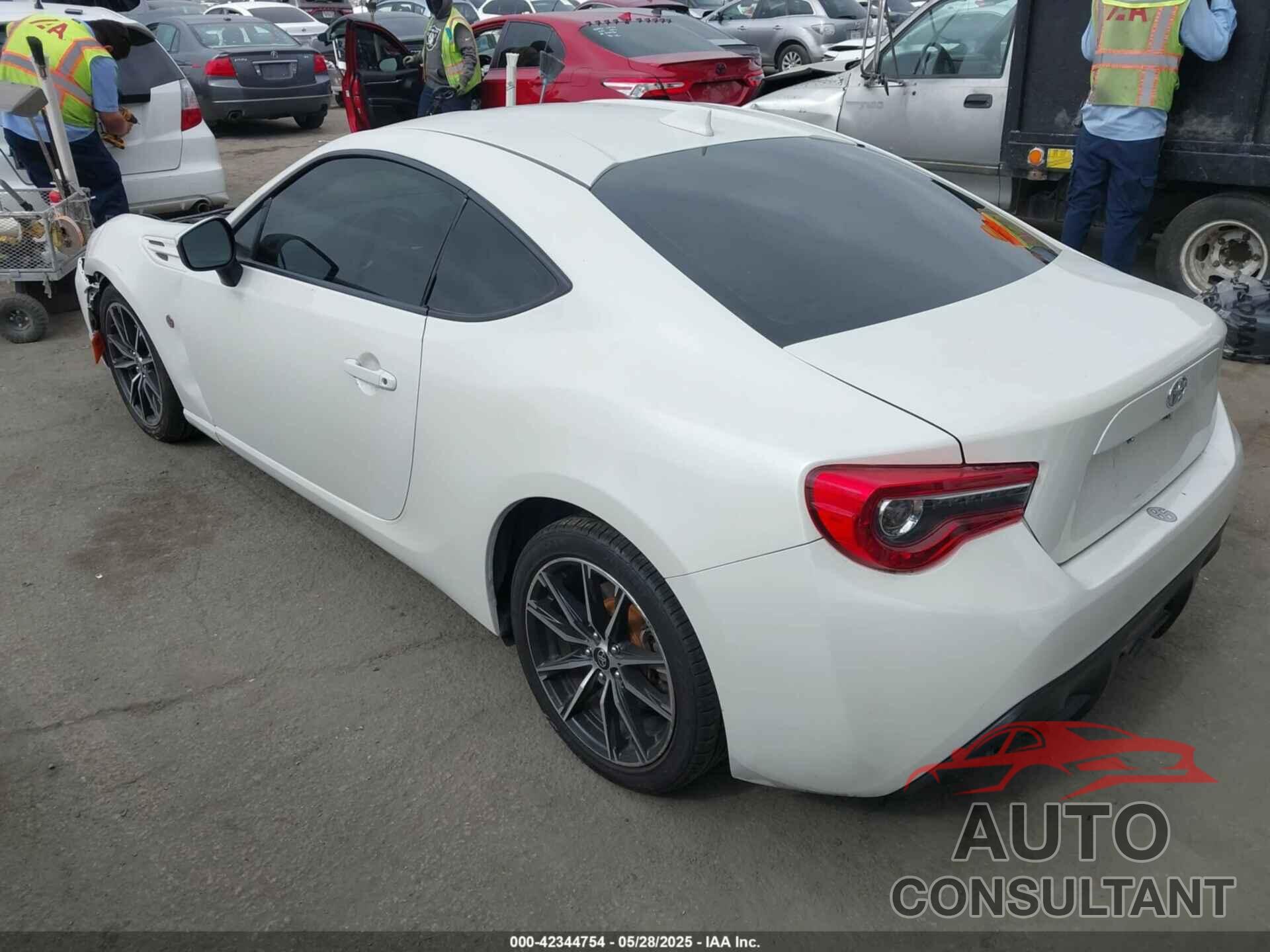 TOYOTA 86 2019 - JF1ZNAA18K8700624
