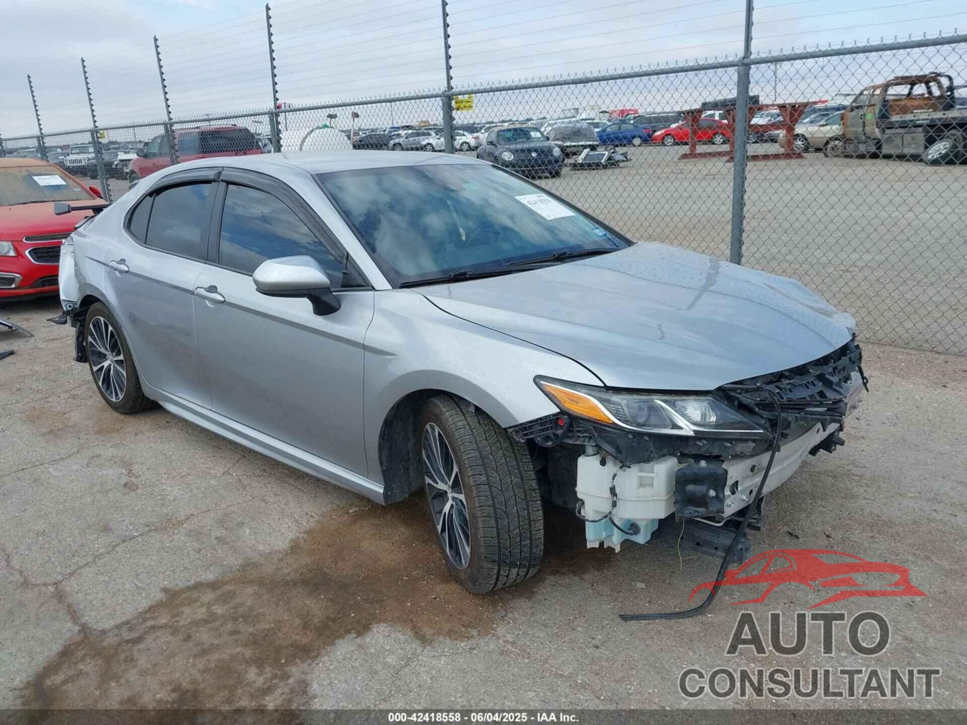 TOYOTA CAMRY 2019 - 4T1B11HK3KU781234