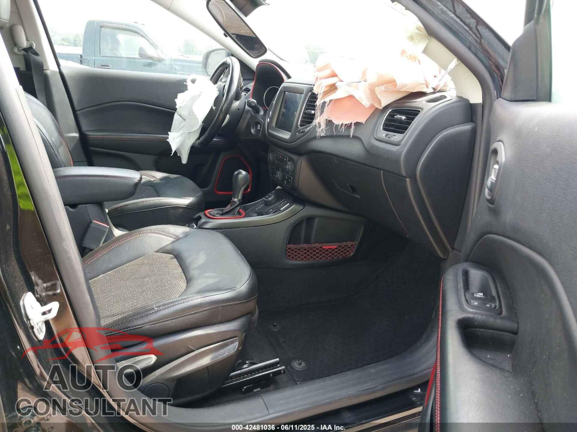JEEP COMPASS 2020 - 3C4NJDDB8LT144229