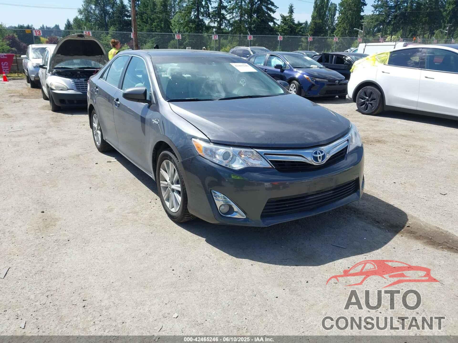 TOYOTA CAMRY HYBRID 2014 - 4T1BD1FK3EU105820