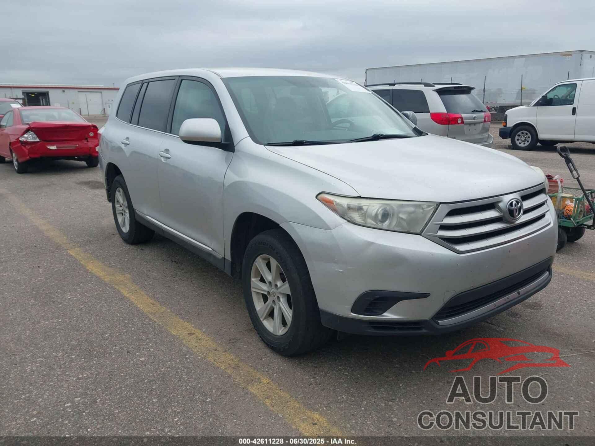 TOYOTA HIGHLANDER 2013 - 5TDBK3EH6DS176461