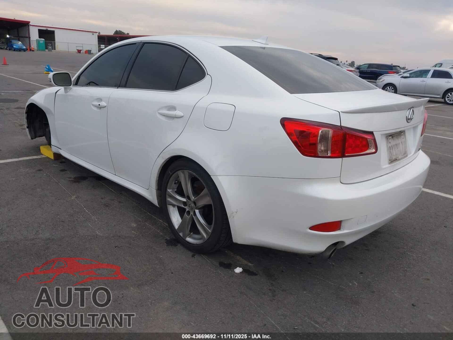 LEXUS IS 350 2011 - JTHBE5C2XB5025495