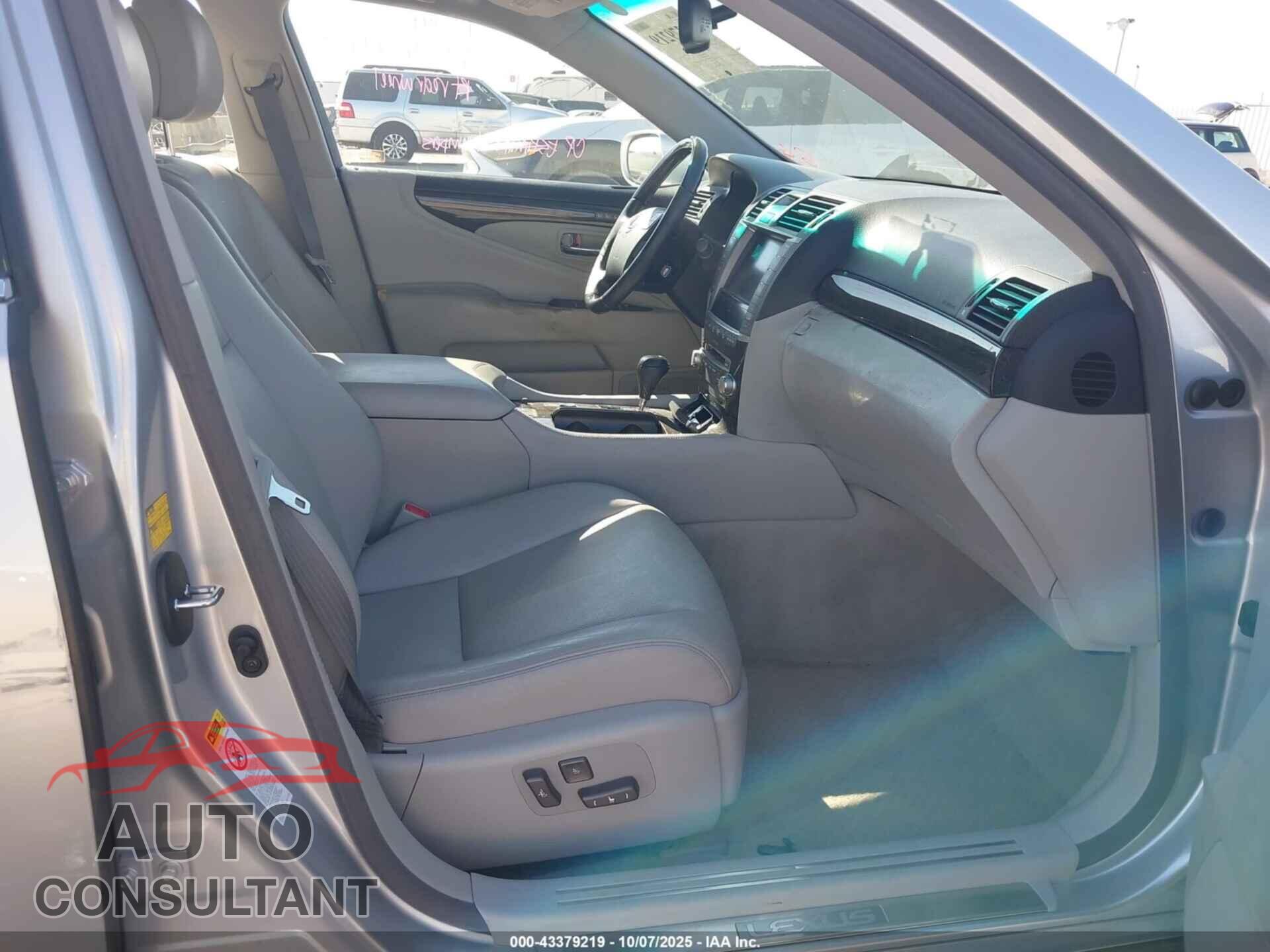 LEXUS LS 460 2011 - JTHBL5EF8B5104380