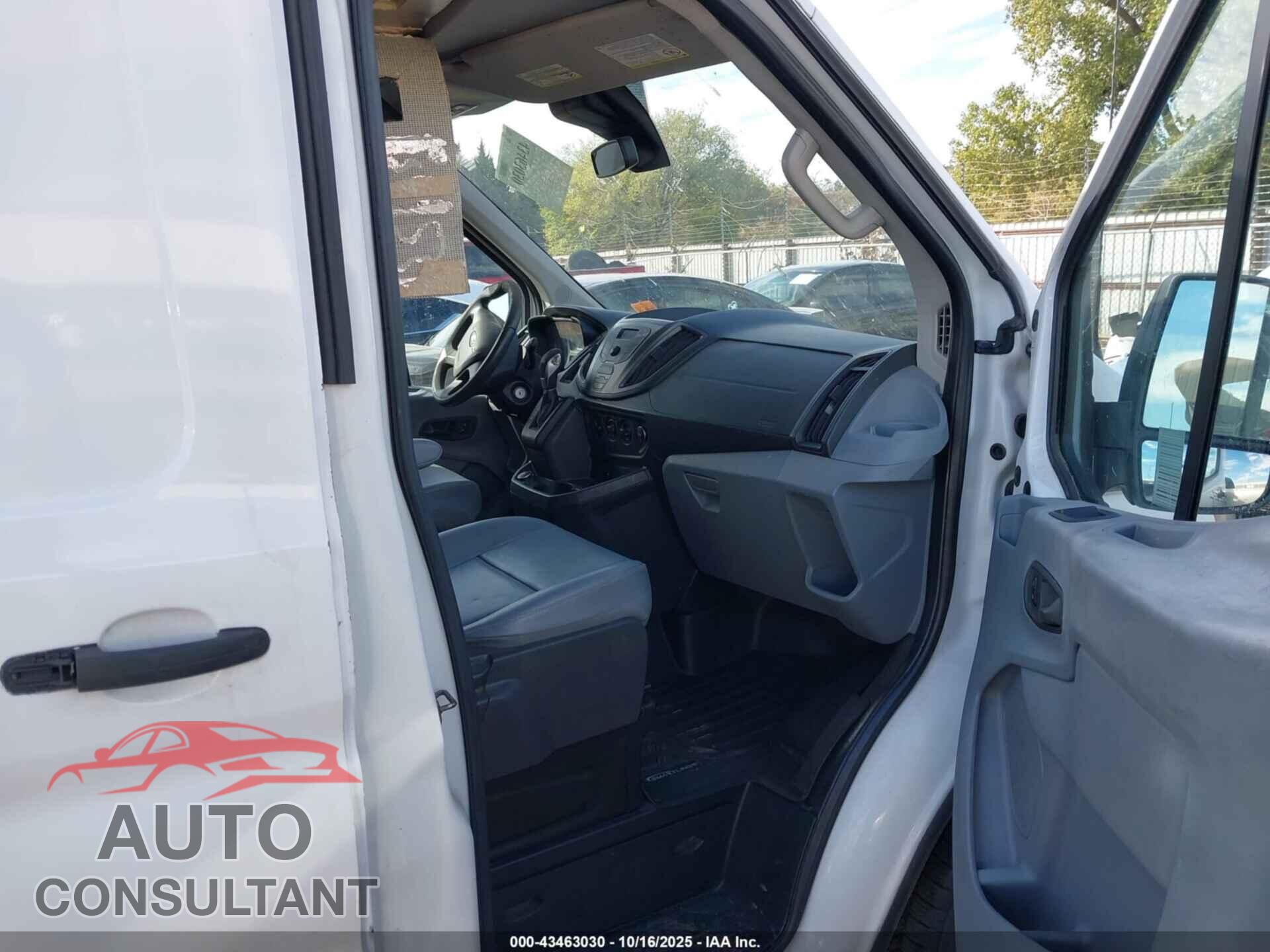 FORD TRANSIT-150 2017 - 1FTYE2CM2HKA44595