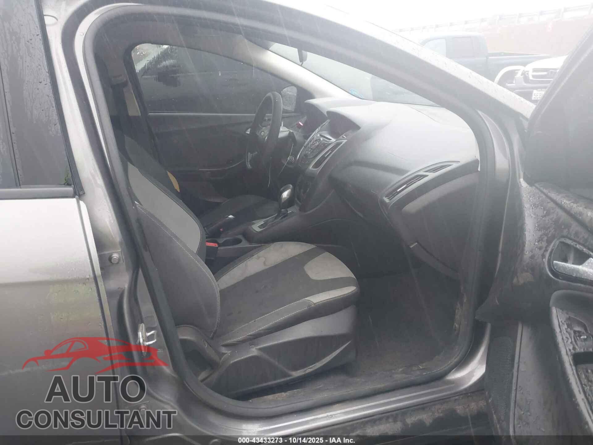 FORD FOCUS 2014 - 1FADP3F29EL391264