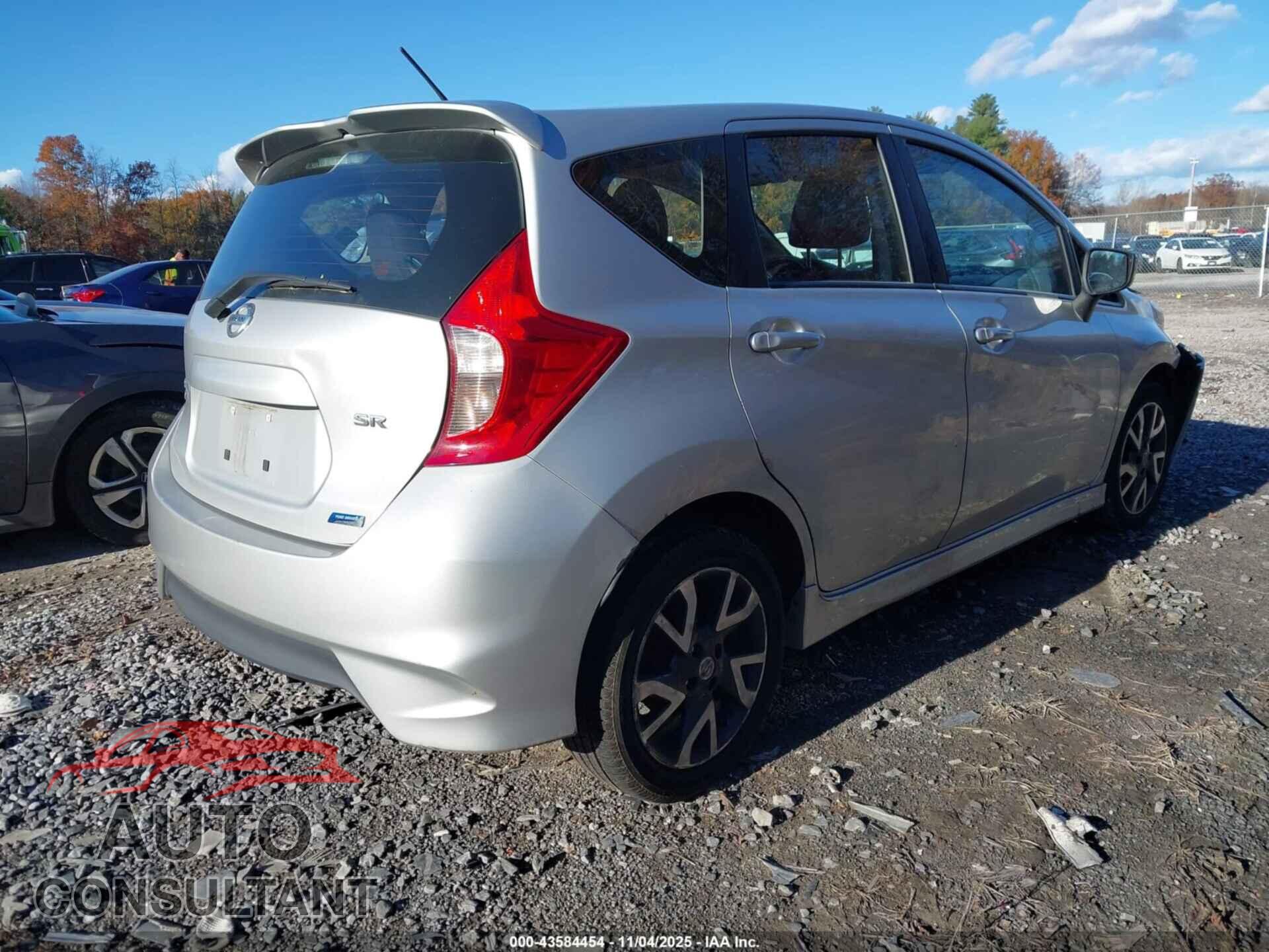 NISSAN VERSA NOTE 2015 - 3N1CE2CP5FL376579