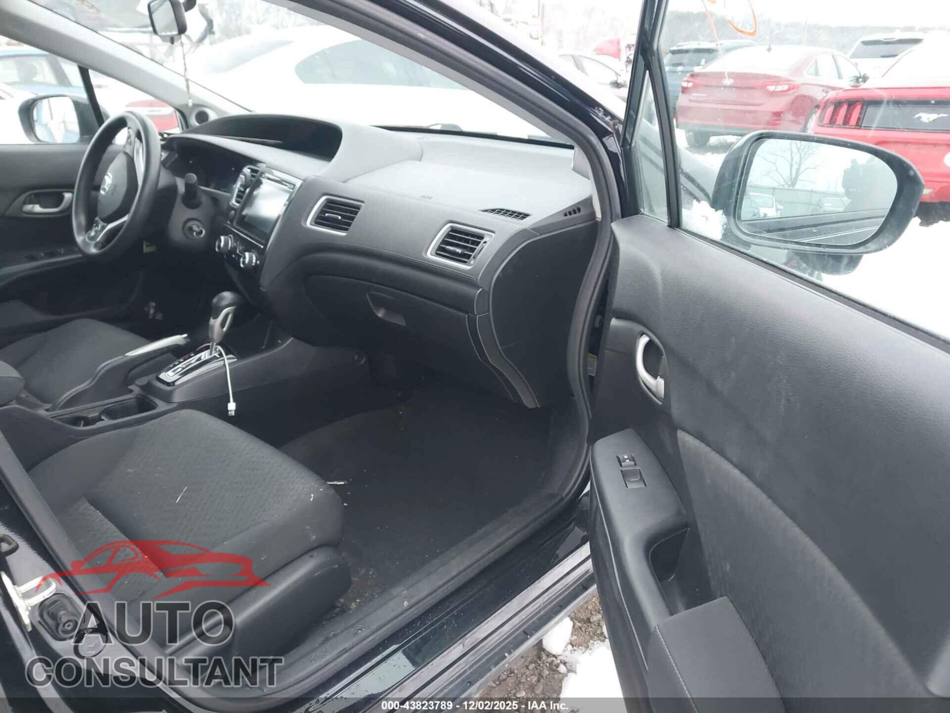 HONDA CIVIC 2015 - 19XFB2F73FE016679