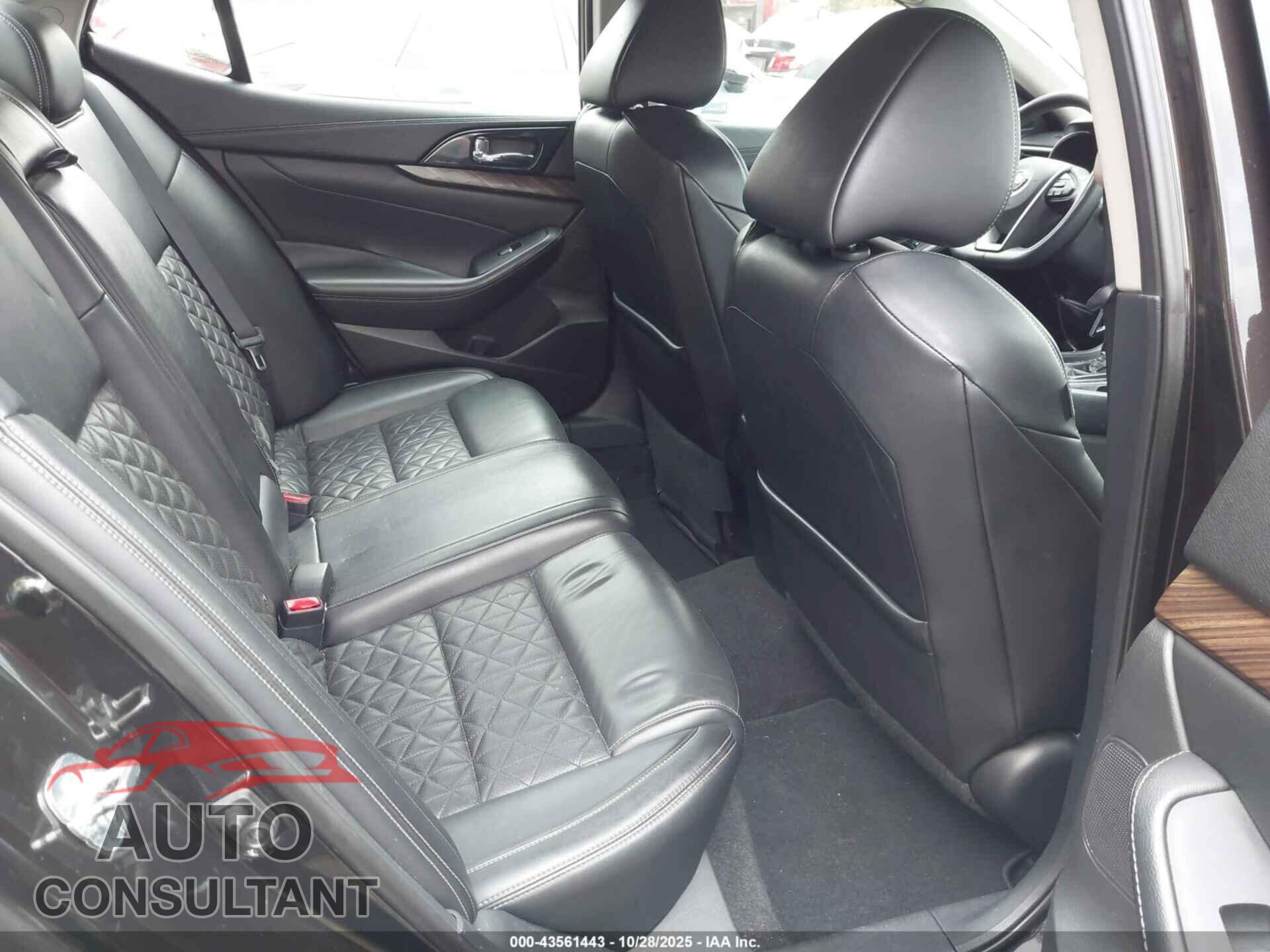 NISSAN MAXIMA 2016 - 1N4AA6AP1GC382425