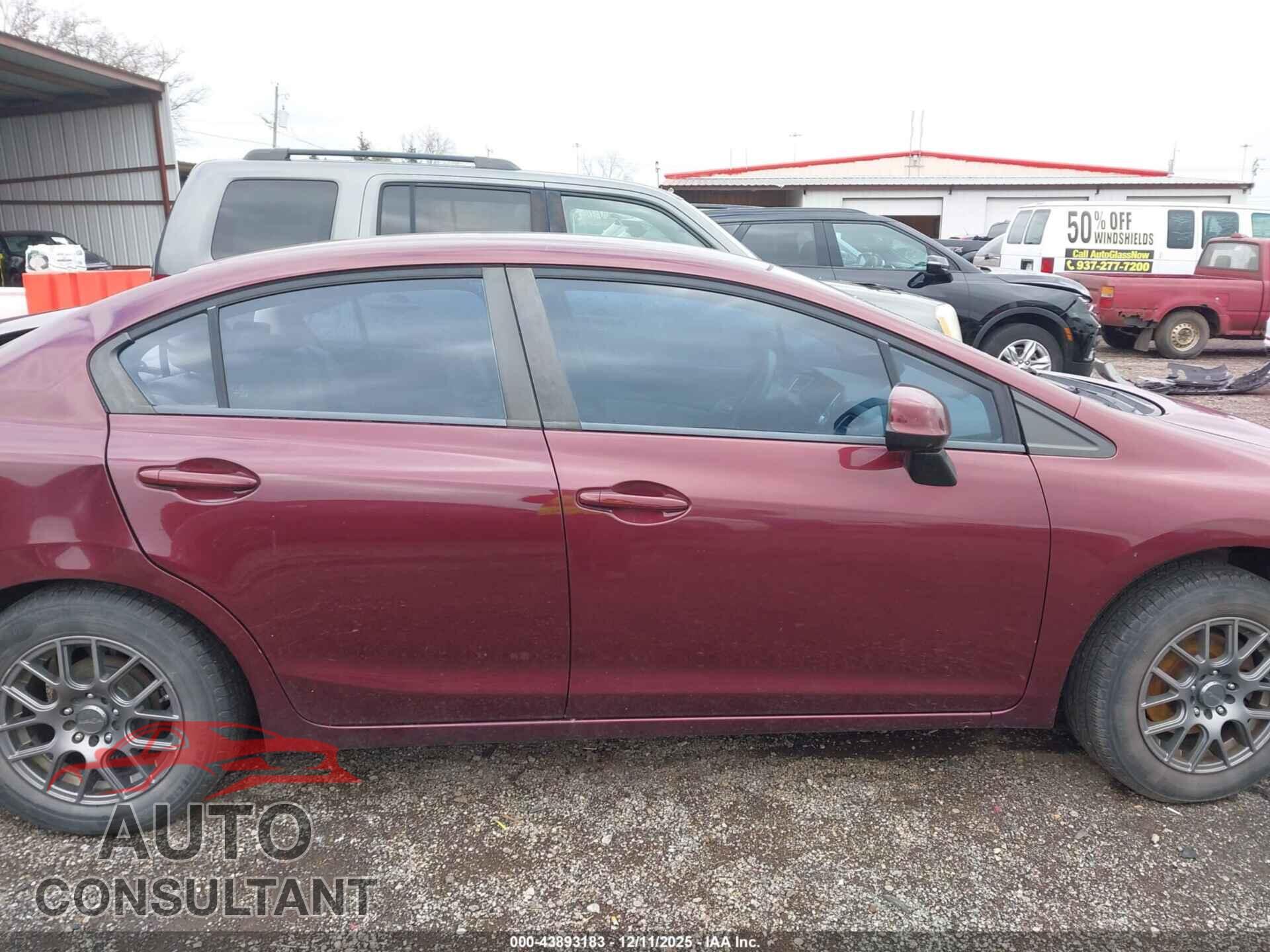 HONDA CIVIC 2013 - 19XFB2F53DE045305