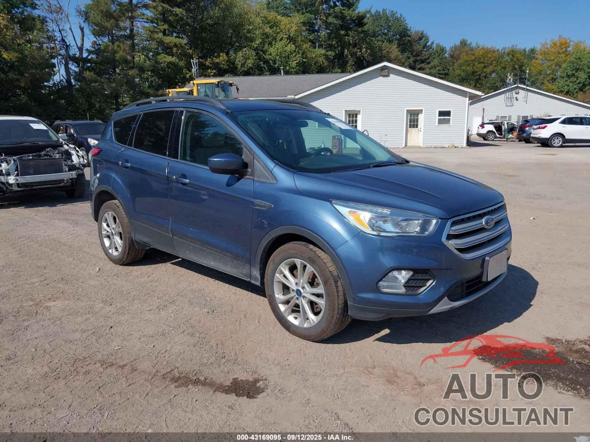 FORD ESCAPE 2018 - 1FMCU9GD0JUA70036