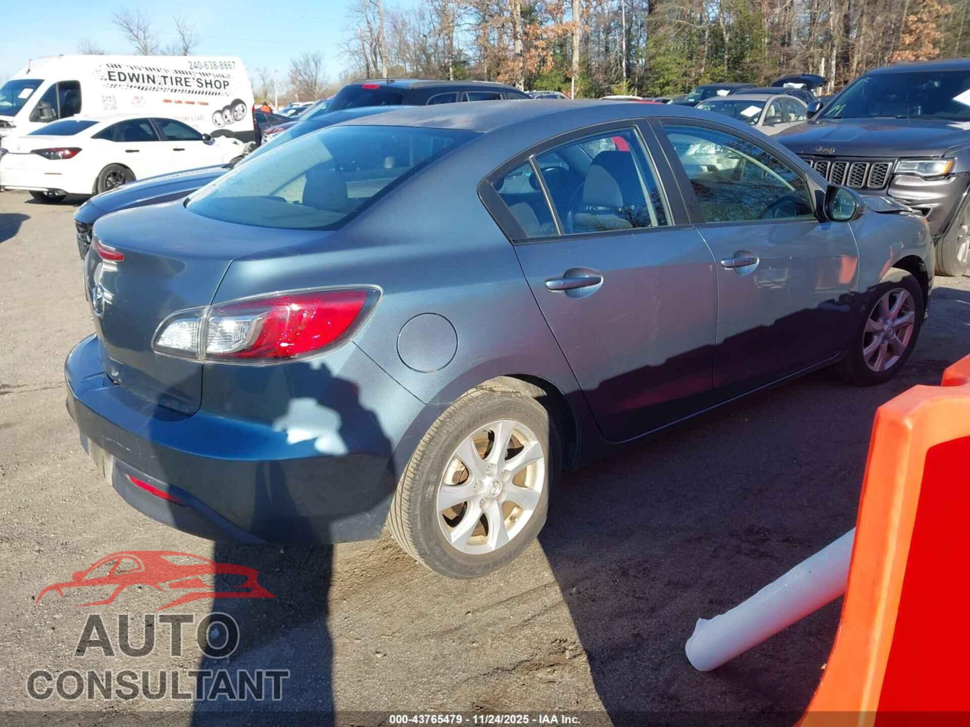 MAZDA MAZDA3 2010 - JM1BL1SF8A1276347