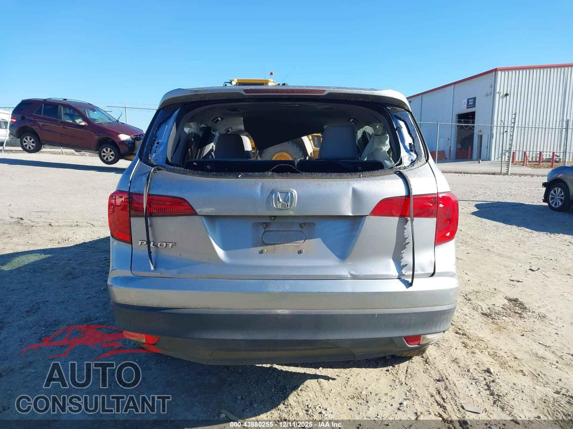 HONDA PILOT 2018 - 5FNYF5H50JB018564