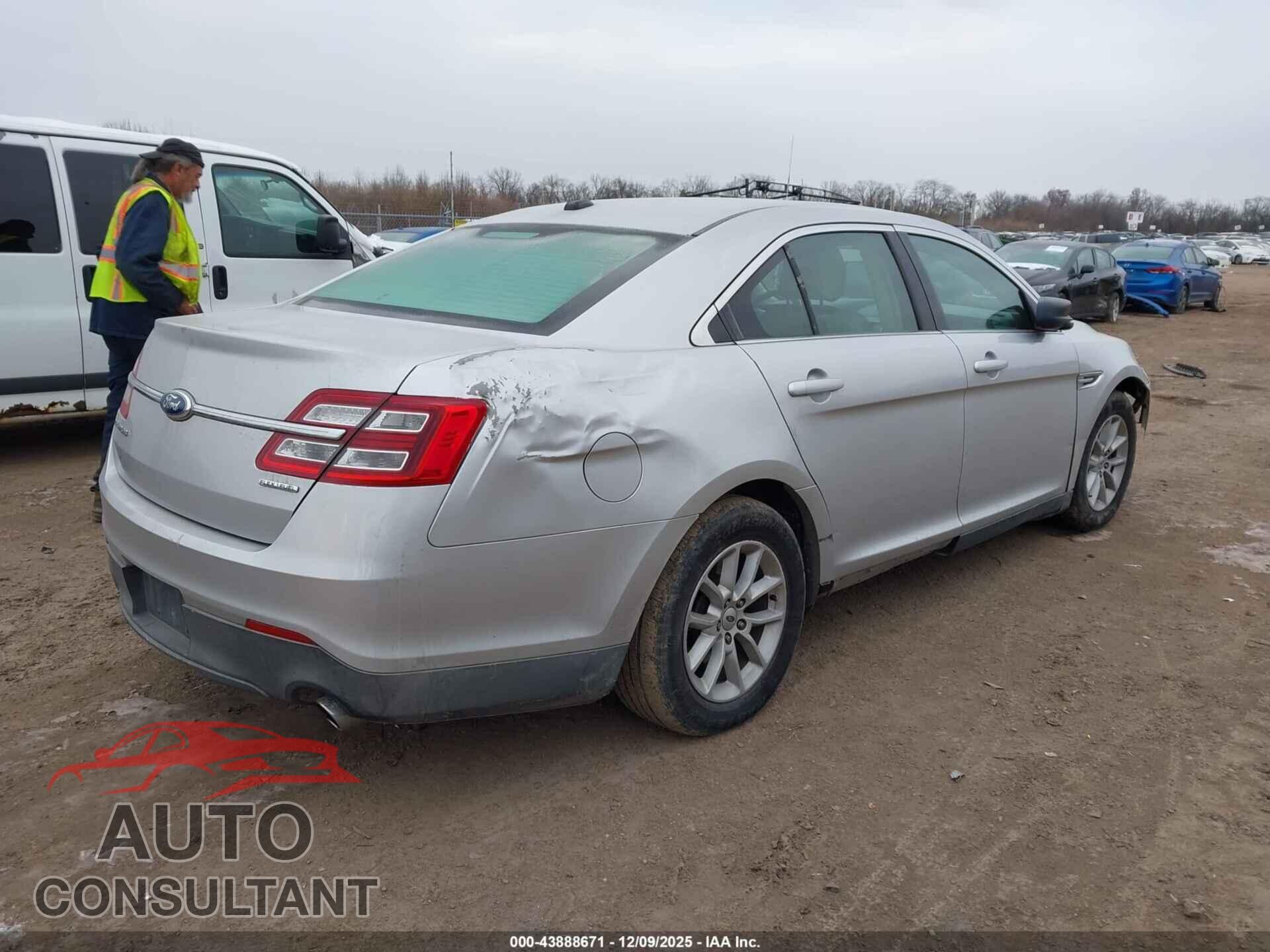 FORD TAURUS 2013 - 1FAHP2D80DG120412