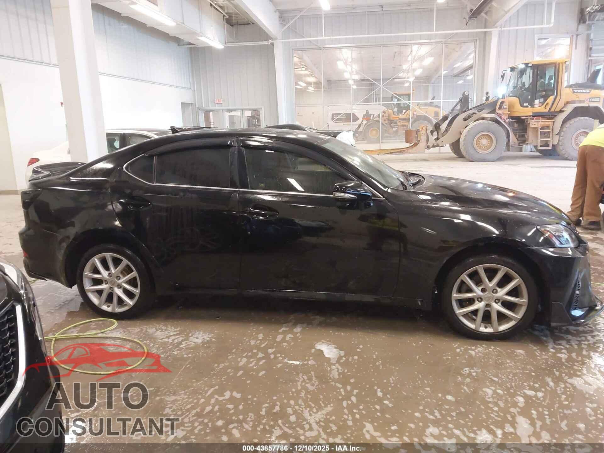 LEXUS IS 250 2011 - JTHCF5C2XB5046722