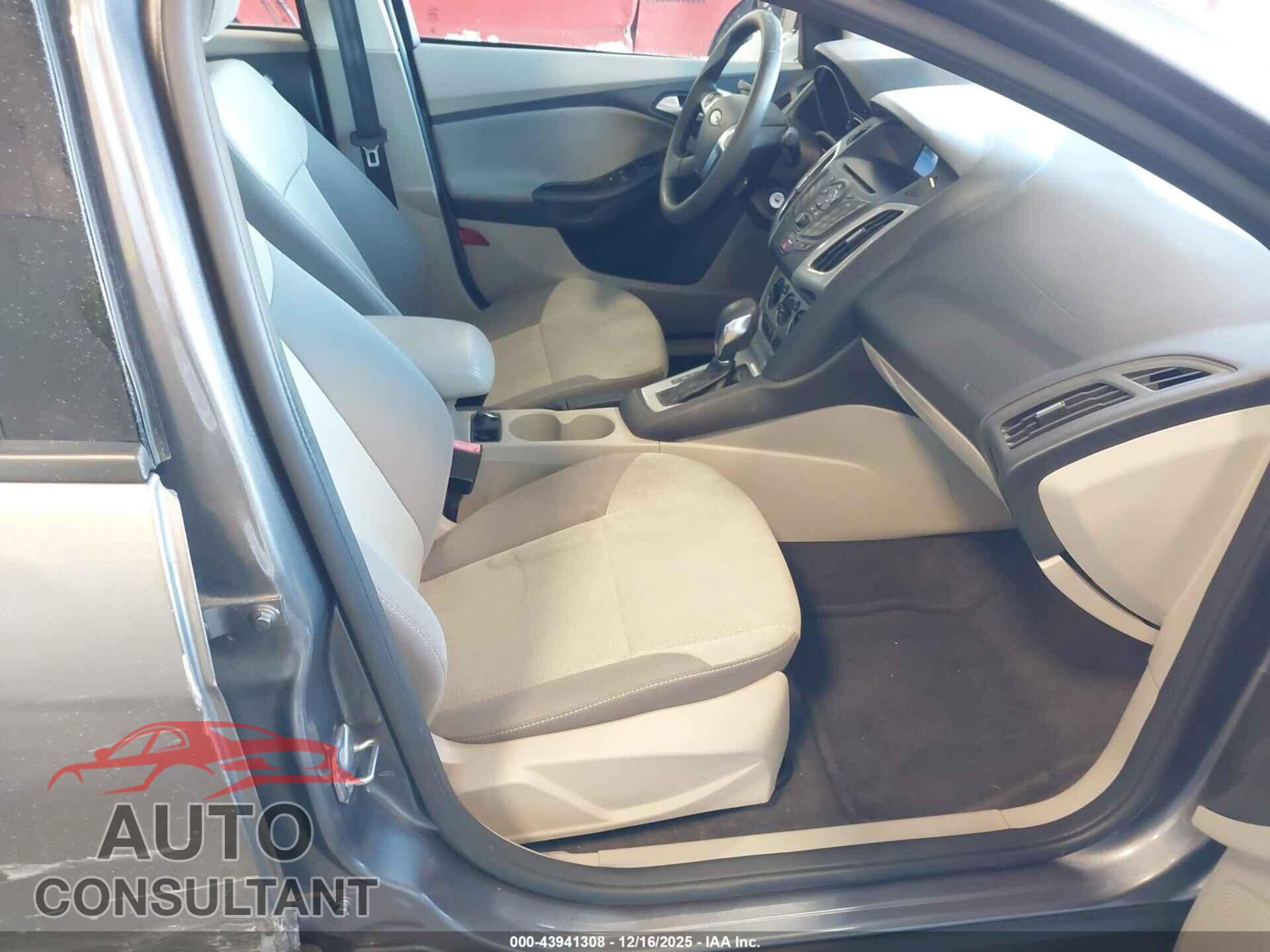 FORD FOCUS 2013 - 1FADP3F20DL323370