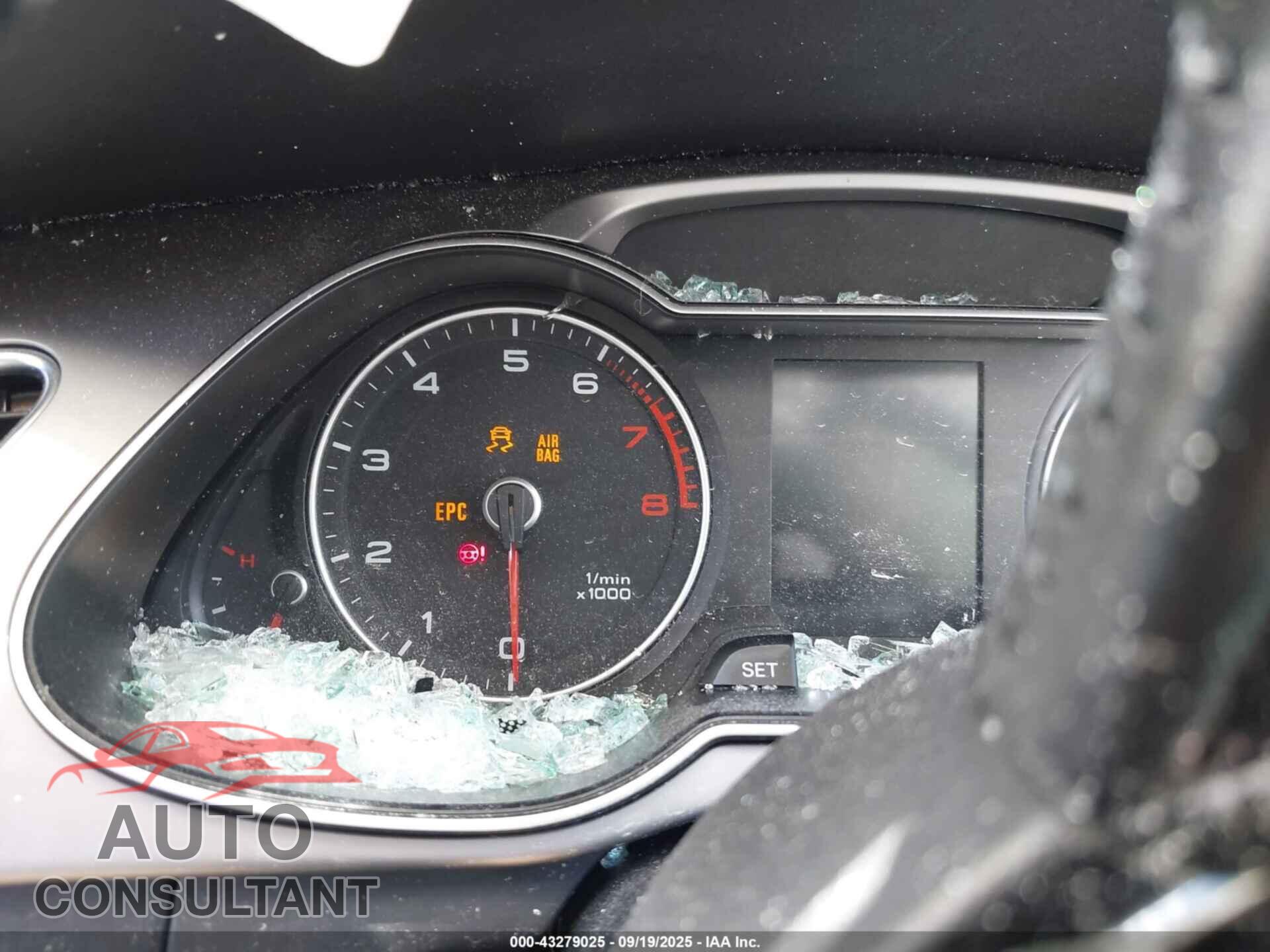 AUDI A4 2015 - WAUEFAFL4FA070273