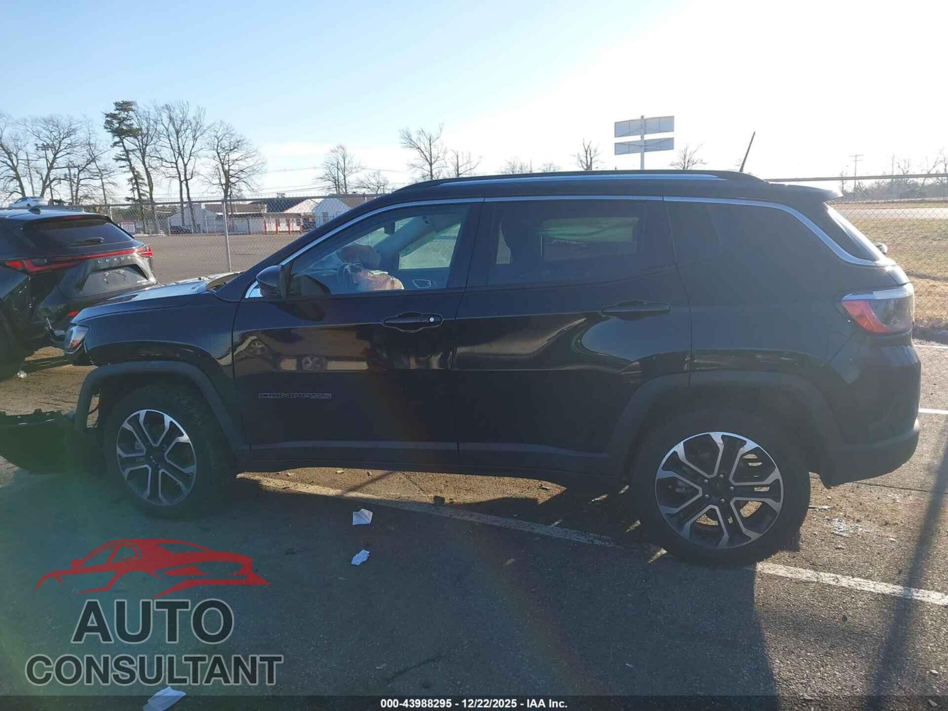 JEEP COMPASS 2022 - 3C4NJDCB9NT100731