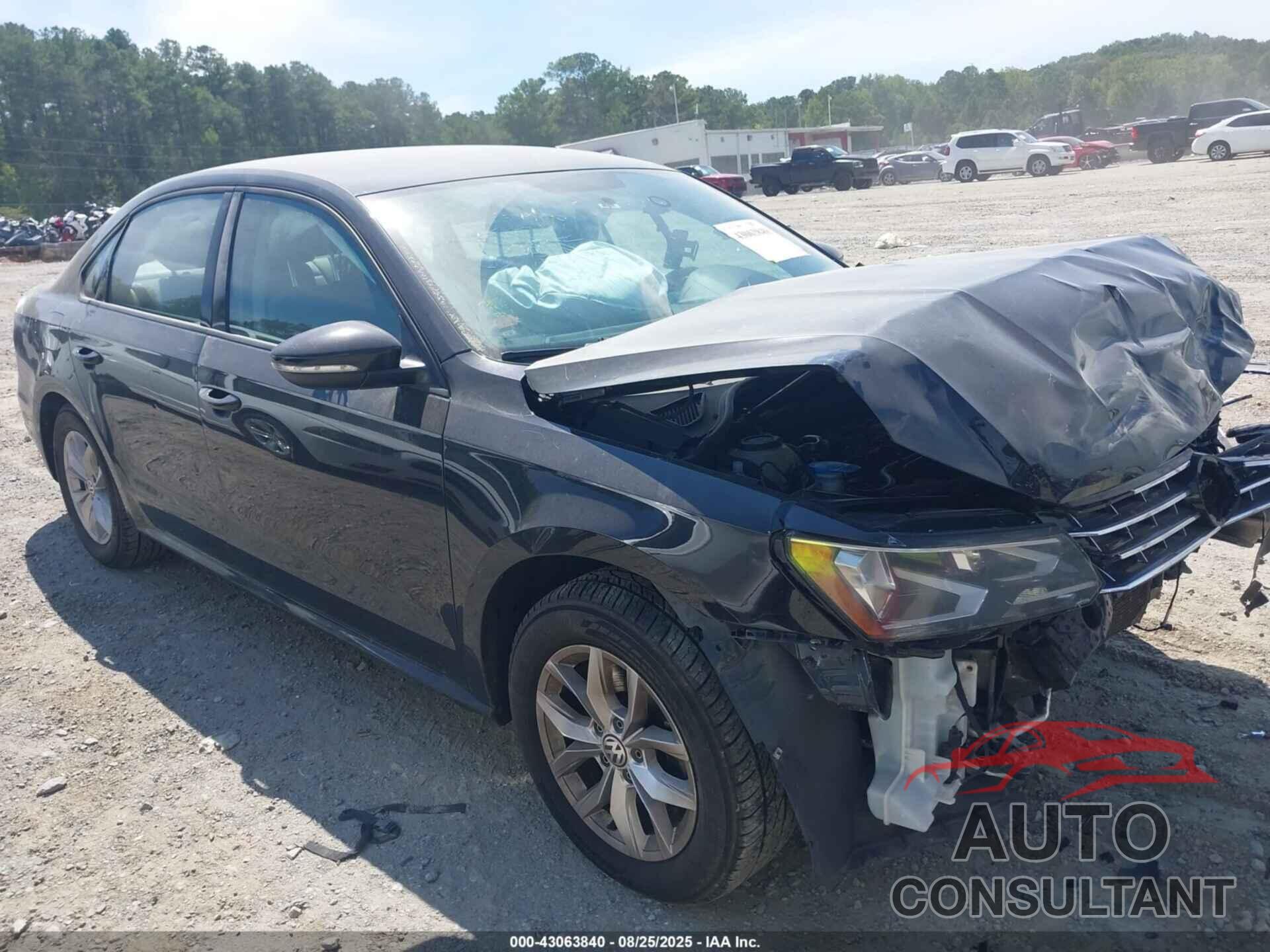 VOLKSWAGEN PASSAT 2018 - 1VWAA7A3XJC027187