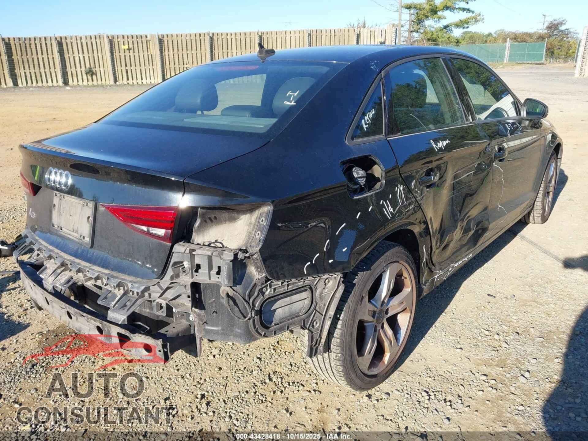 AUDI A3 2017 - WAUAUGFF1H1038112