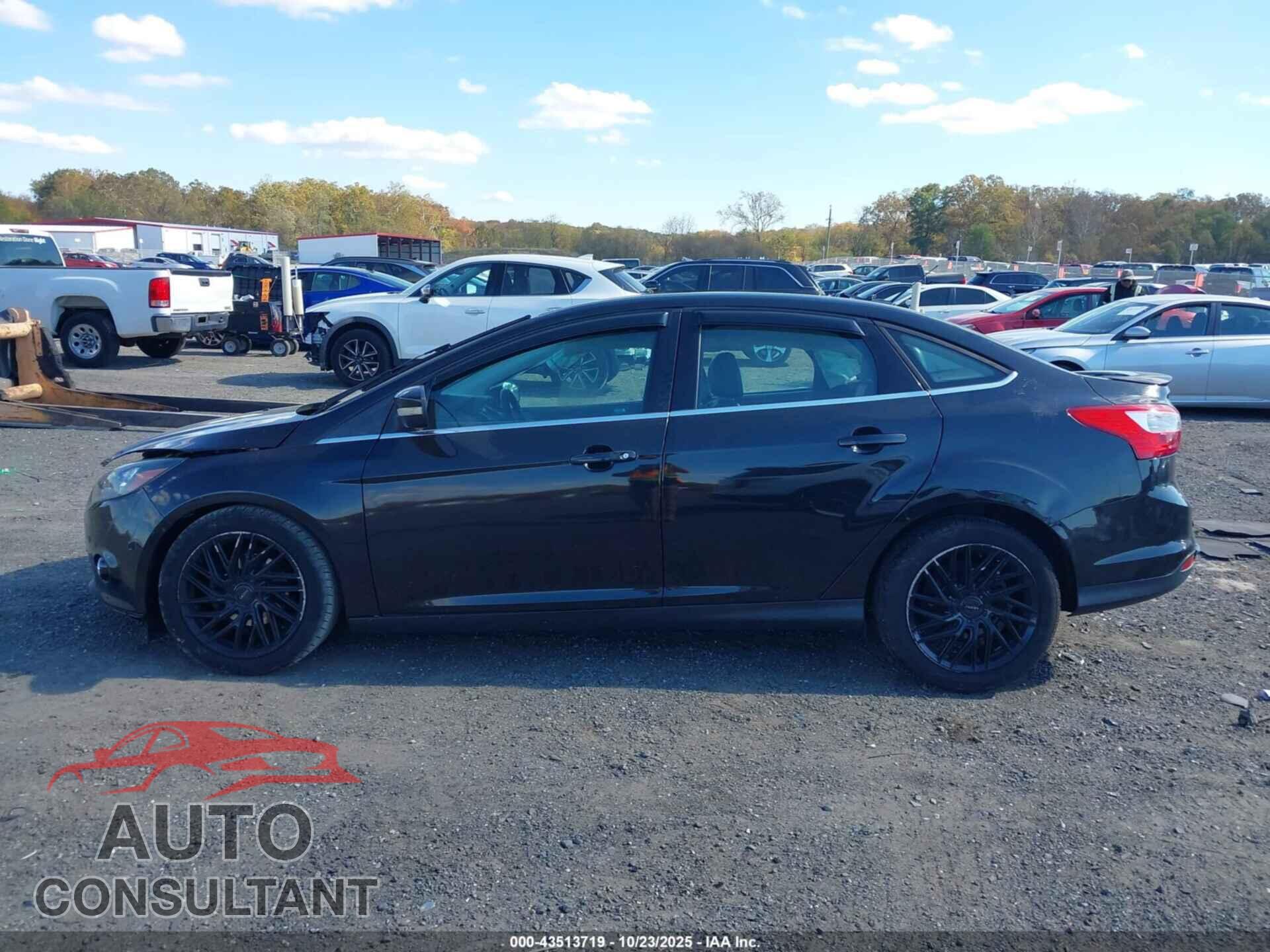 FORD FOCUS 2014 - 1FADP3J2XEL212933