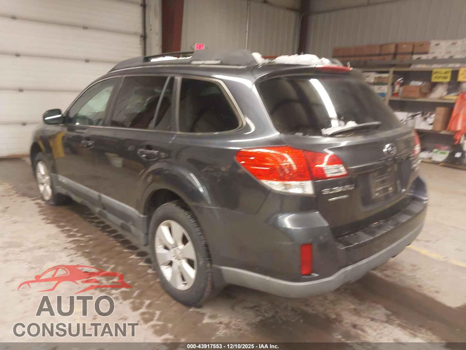 SUBARU OUTBACK 2010 - 4S4BRBGC8A3324738