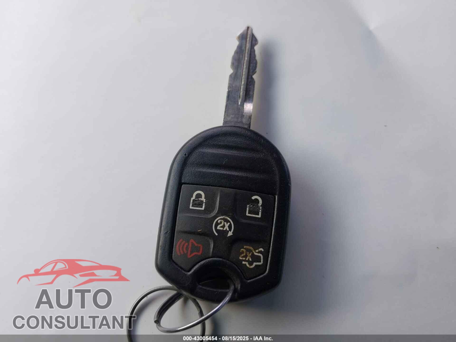 FORD TAURUS 2014 - 1FAHP2E85EG137268