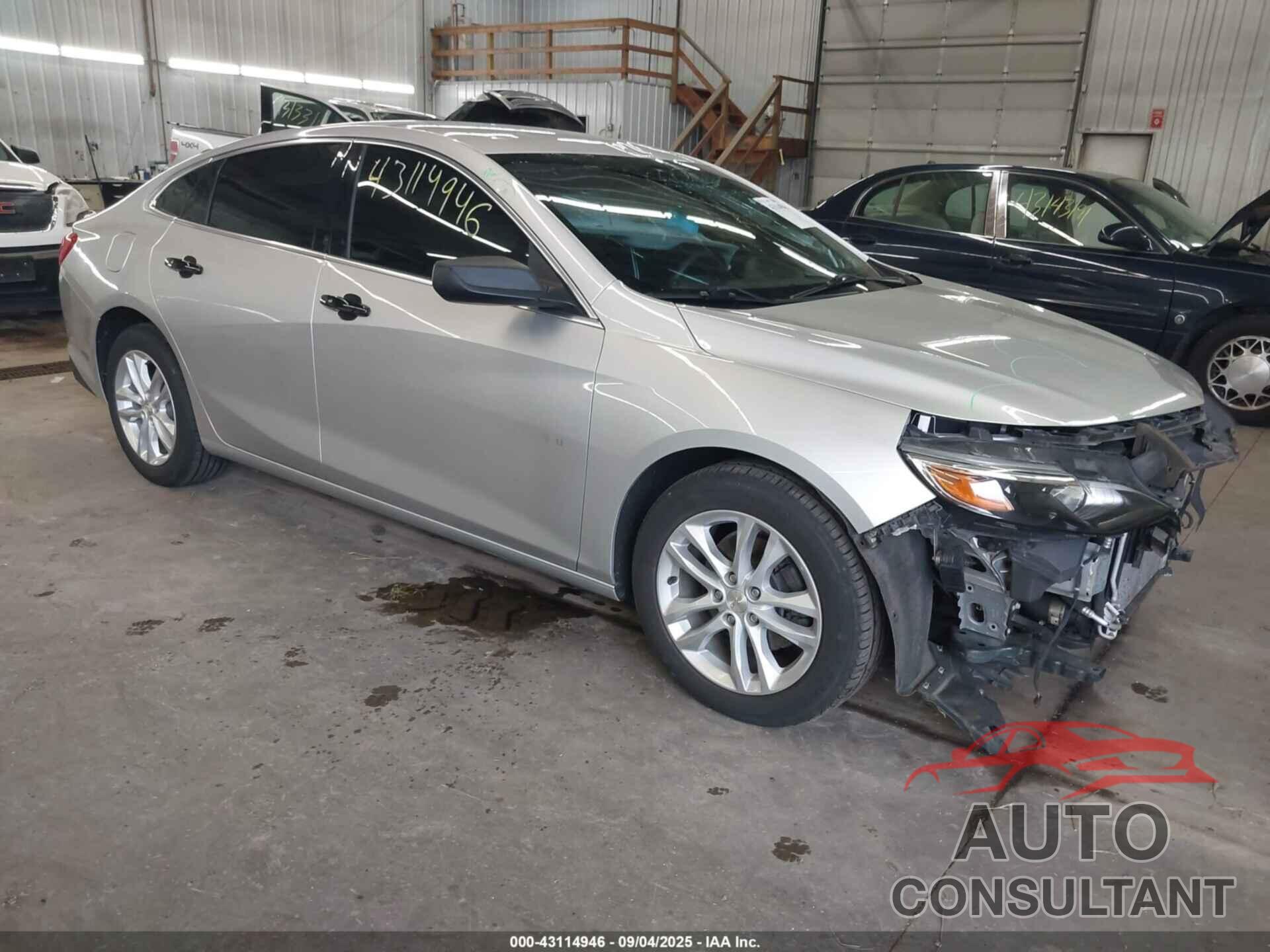 CHEVROLET MALIBU 2020 - 1G1ZC5ST5LF013176