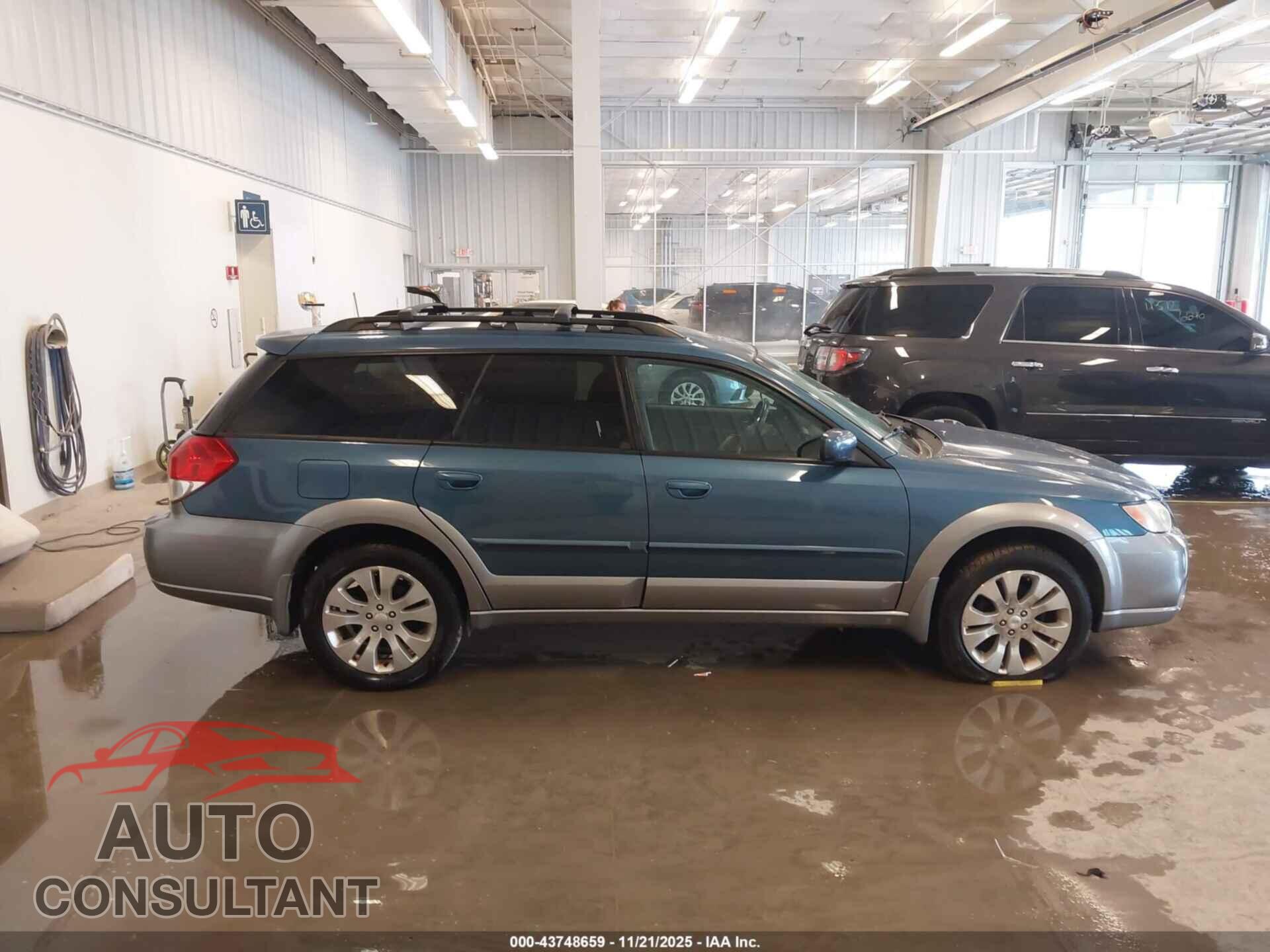 SUBARU OUTBACK 2009 - 4S4BP66C097334571