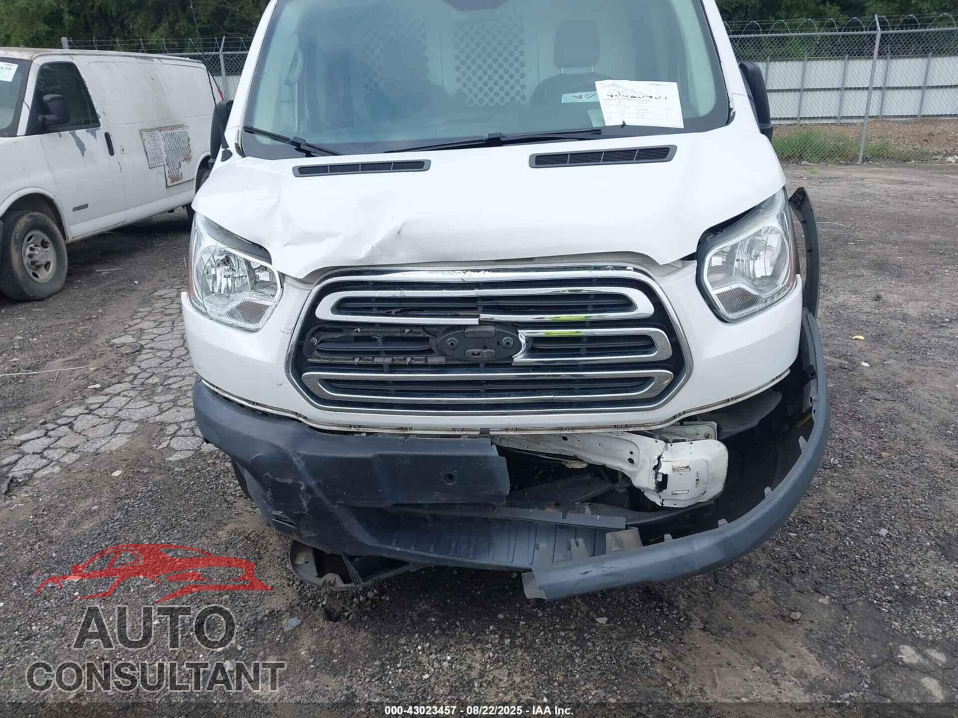 FORD TRANSIT-250 2016 - 1FTYR1ZM8GKB34659