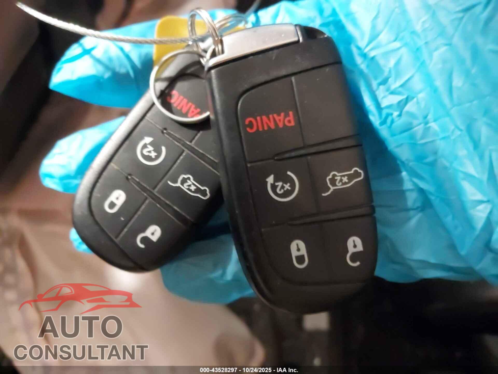 DODGE DURANGO 2018 - 1C4SDJCT6JC126601
