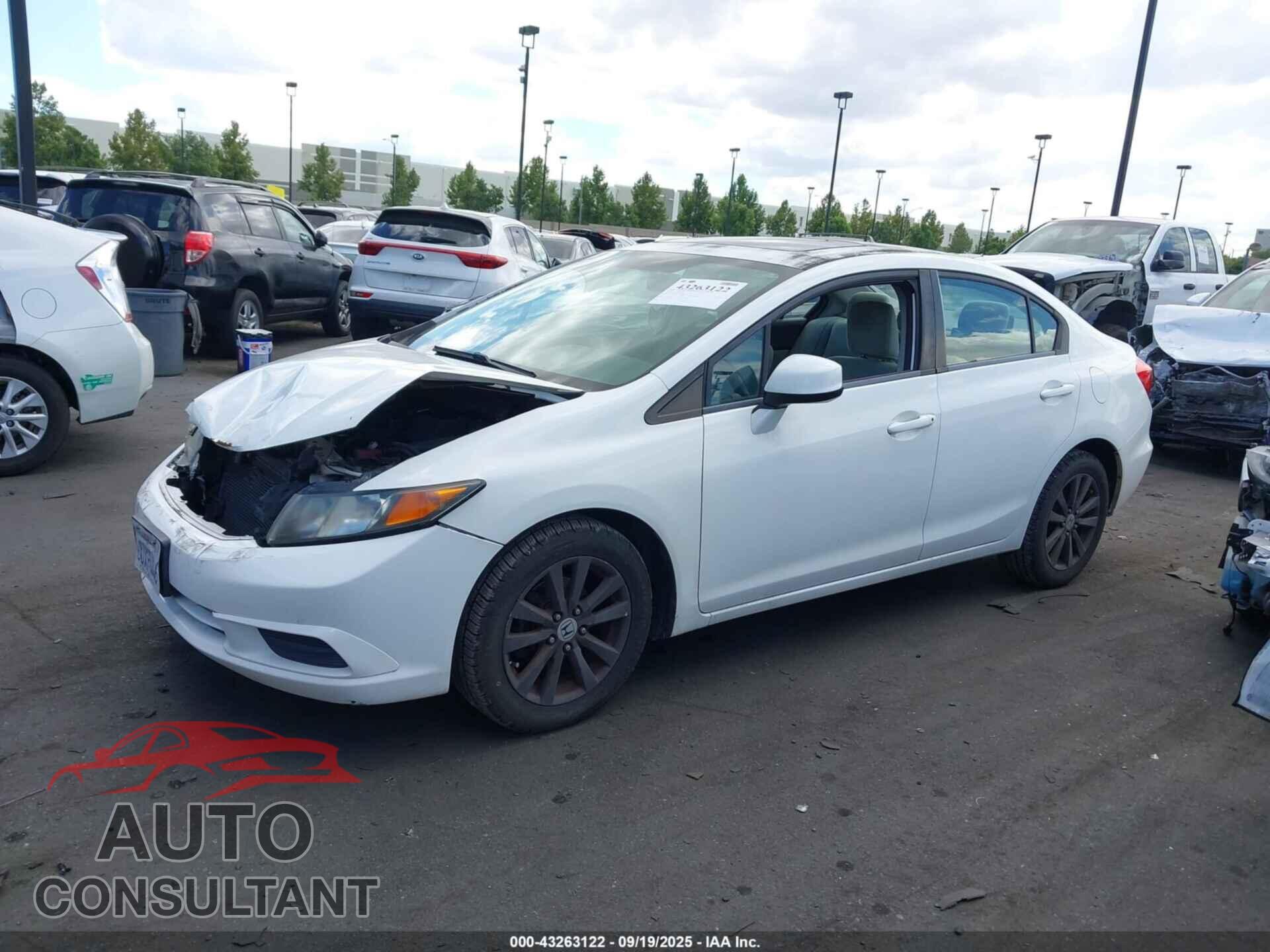 HONDA CIVIC 2012 - 2HGFB2F84CH547237