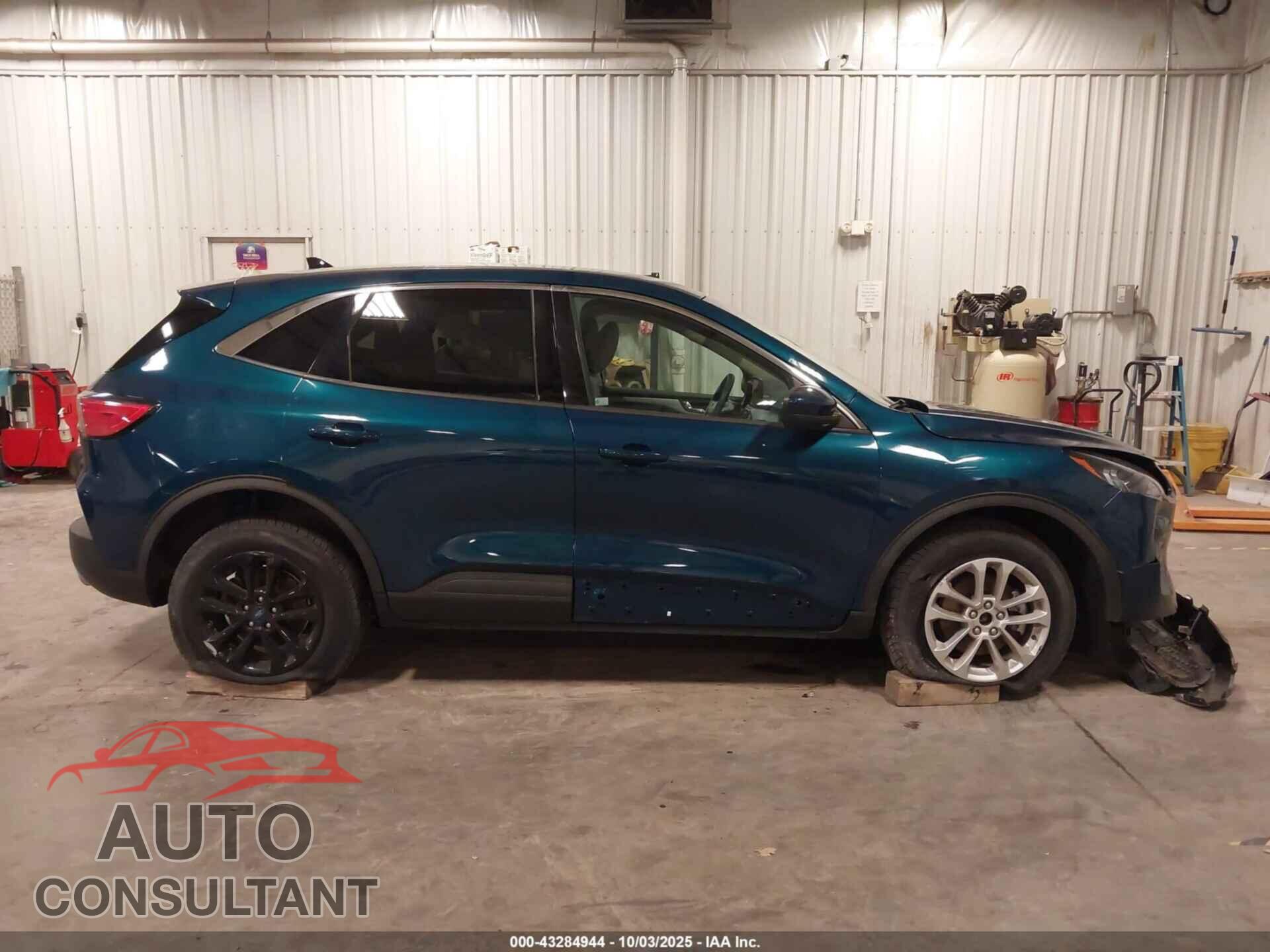 FORD ESCAPE 2020 - 1FMCU9G61LUA71328