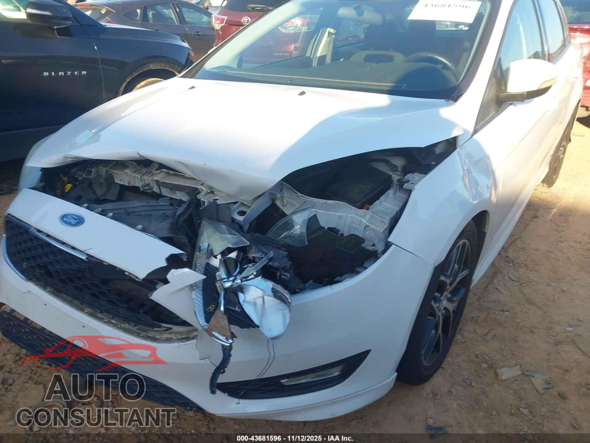 FORD FOCUS 2015 - 1FADP3F2XFL298562