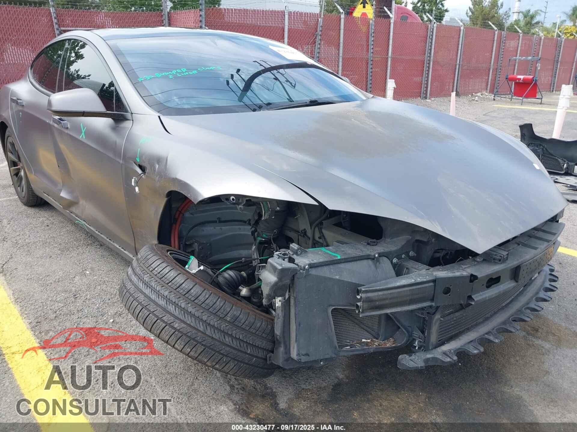 TESLA MODEL S 2018 - 5YJSA1E29JF237868