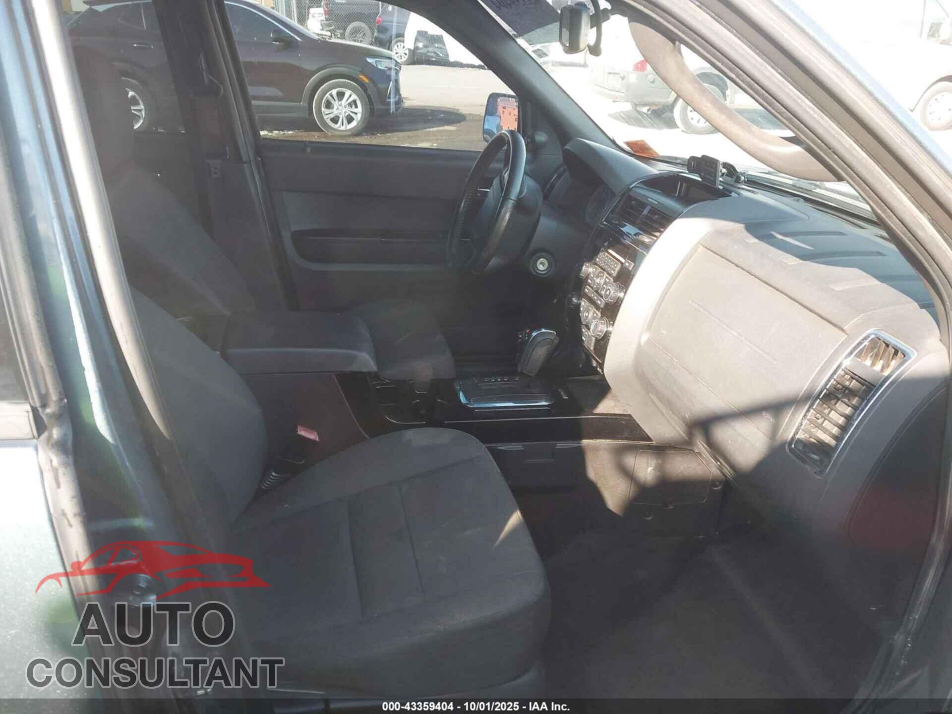 FORD ESCAPE 2011 - 1FMCU0D77BKB19238