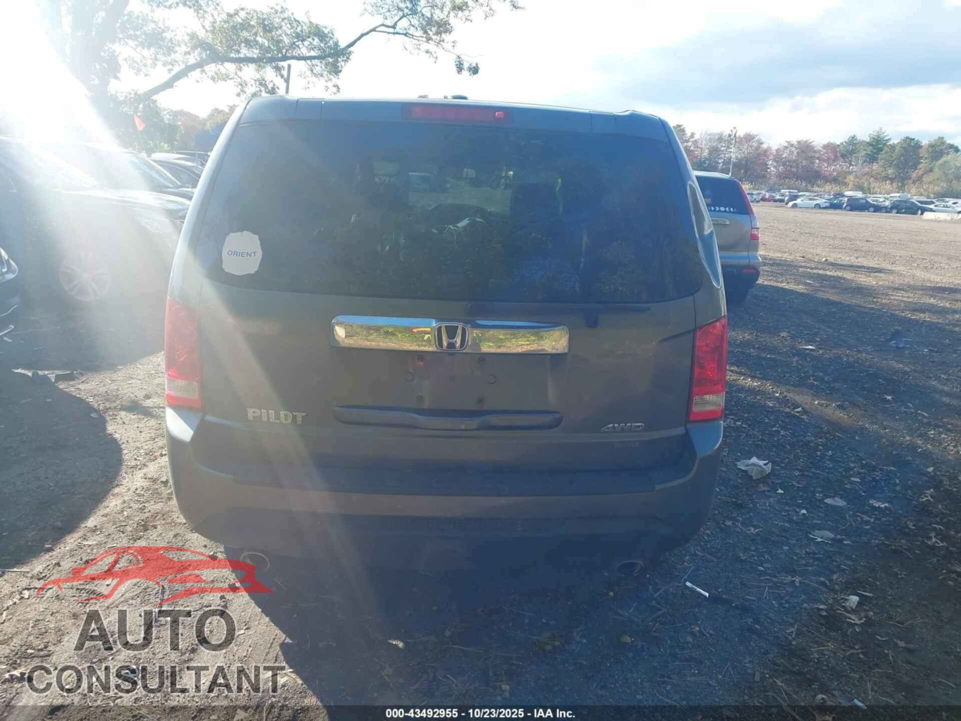 HONDA PILOT 2012 - 5FNYF4H57CB053017