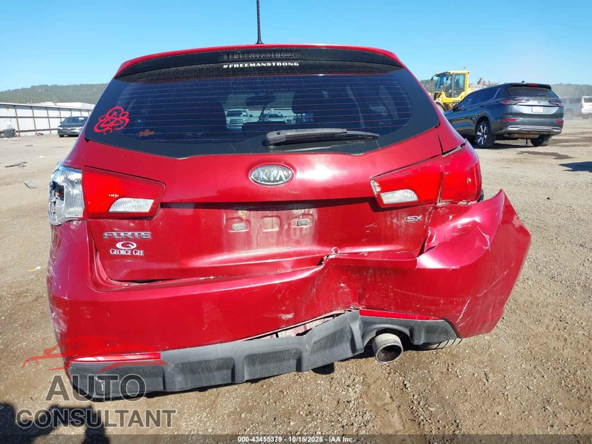 KIA FORTE 2012 - KNAFW5A38C5572923