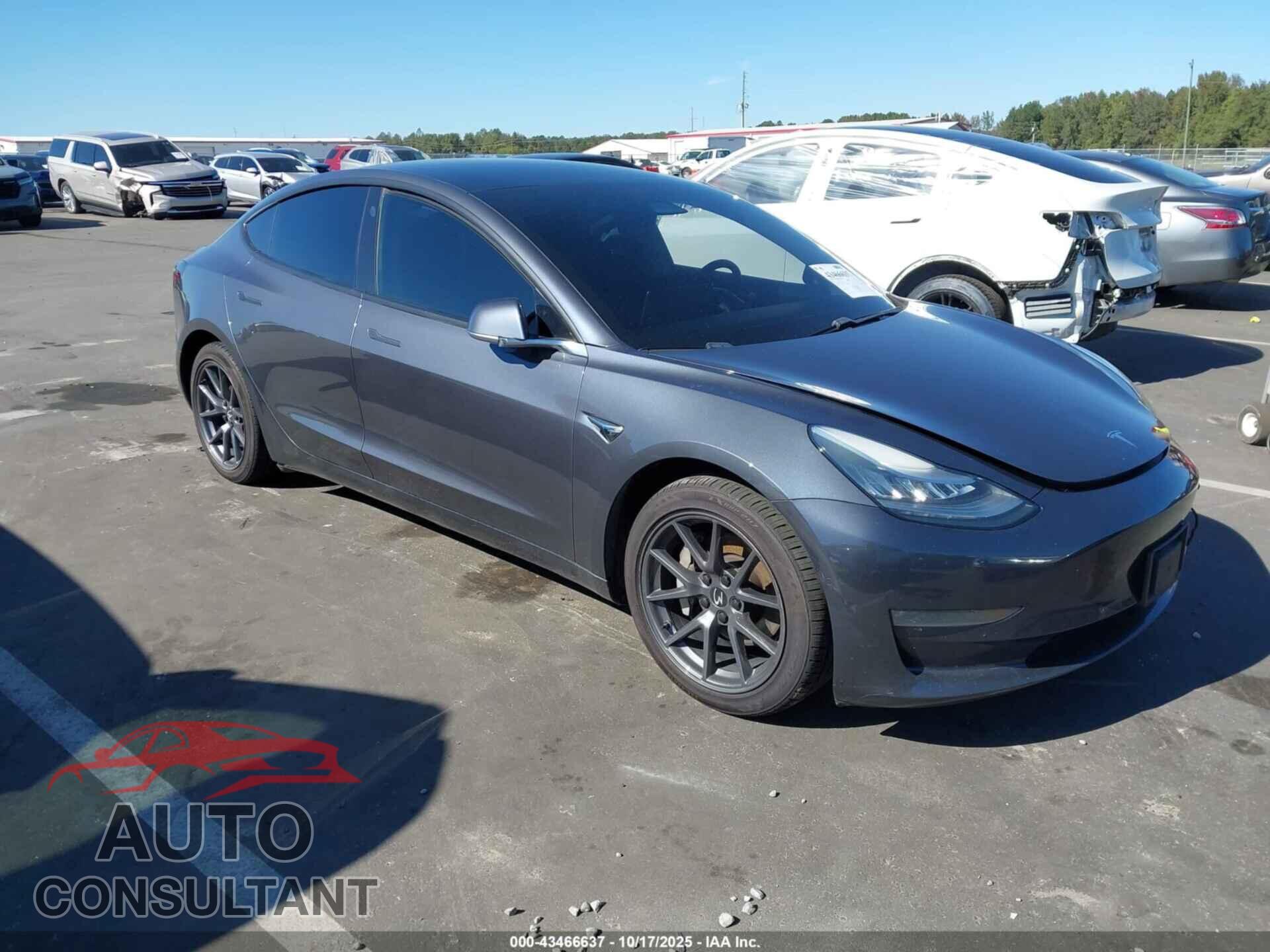 TESLA MODEL 3 2020 - 5YJ3E1EBXLF645985
