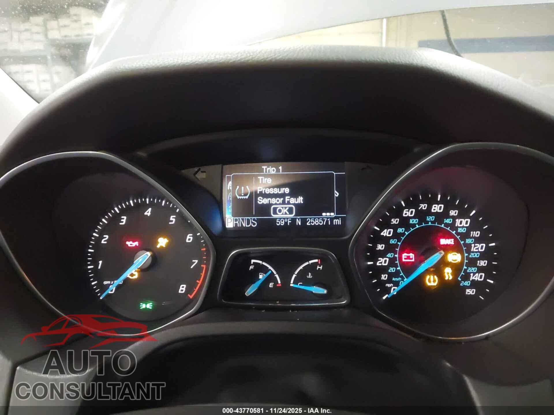 FORD FOCUS 2012 - 1FAHP3H24CL317679