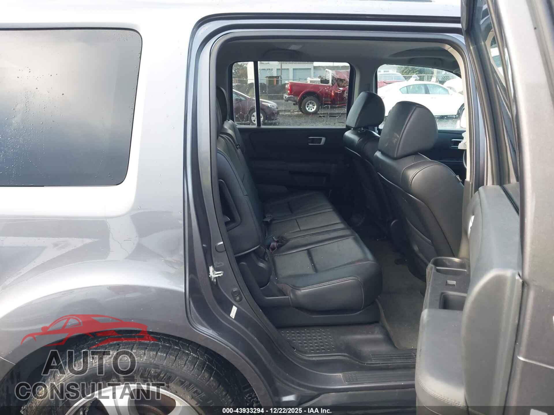 HONDA PILOT 2014 - 5FNYF4H55EB033819