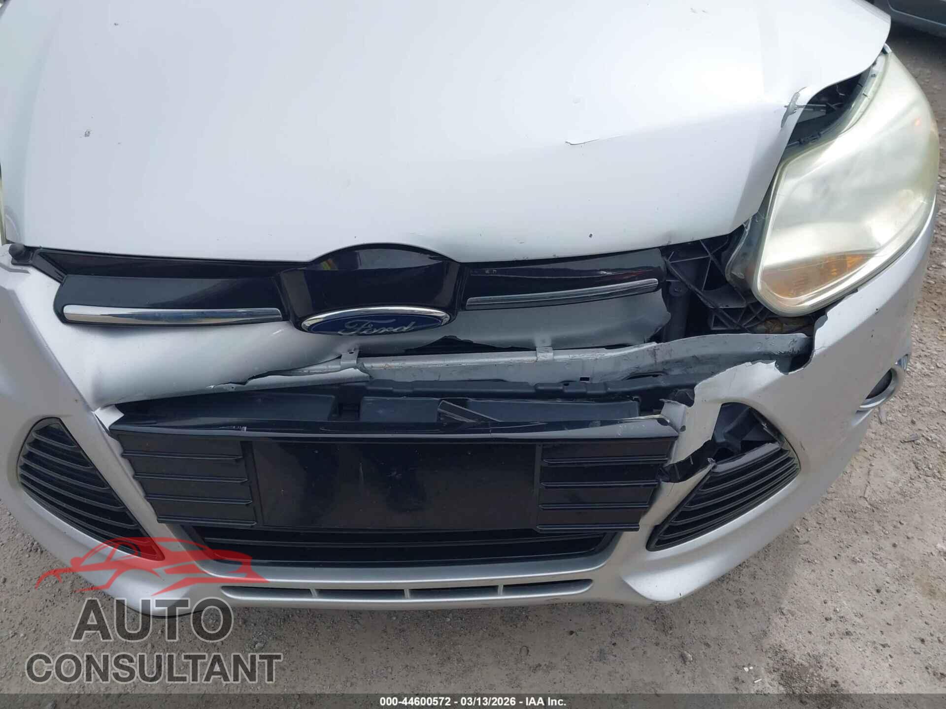 FORD FOCUS 2012 - 1FAHP3H23CL106909